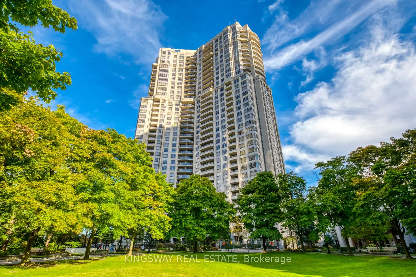 35 Kingsbridge Garden Circle, #708