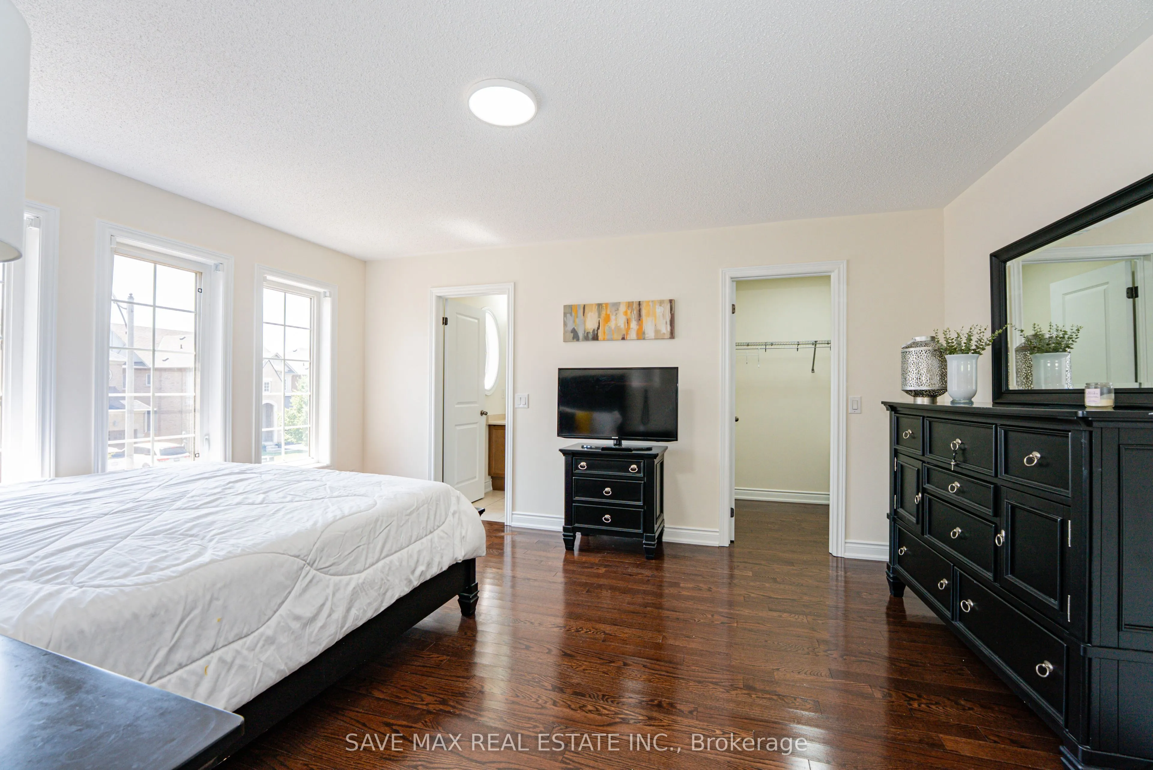49 Scotchmere Crescent