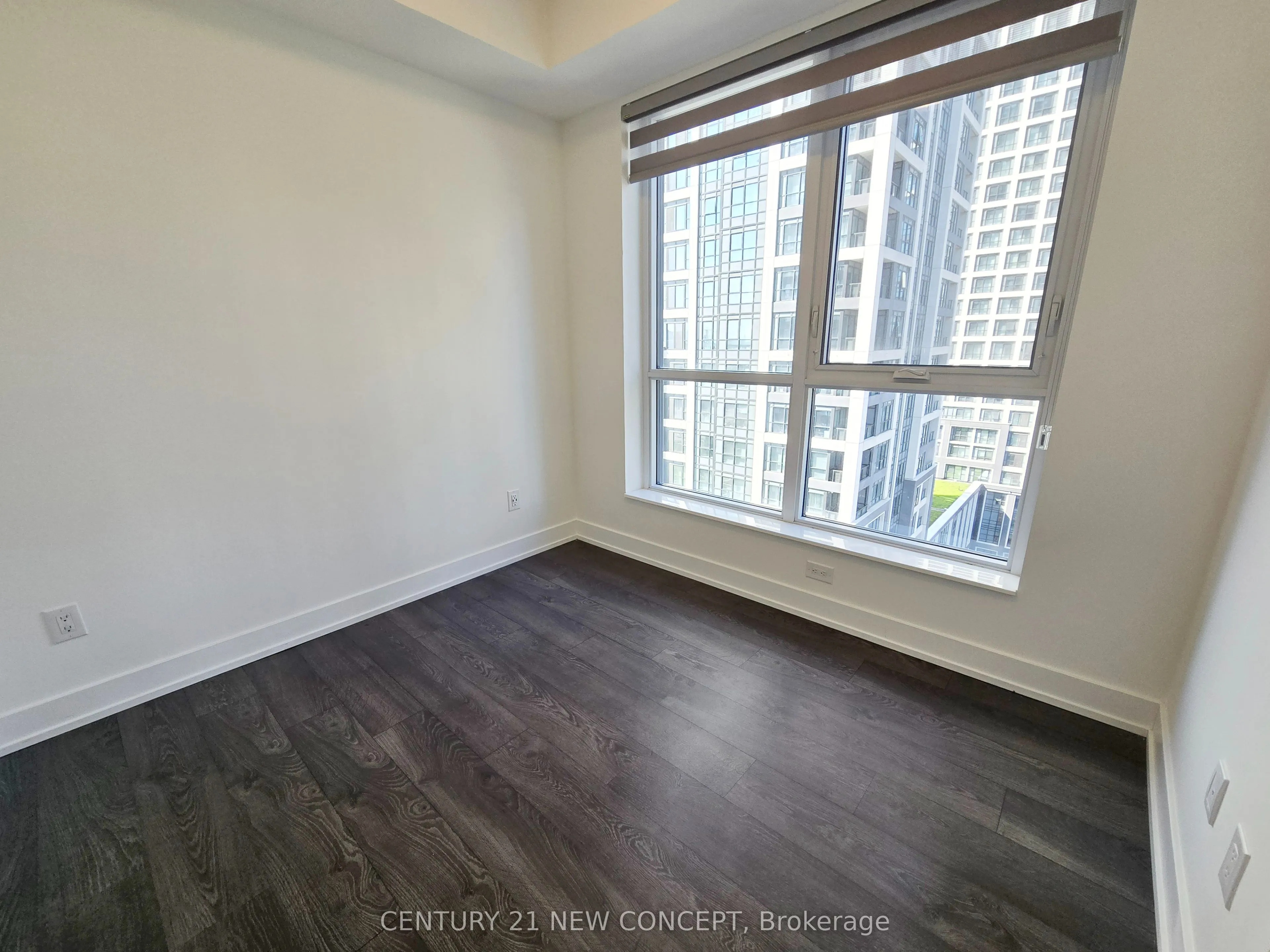 5 Mabelle Avenue, #1033