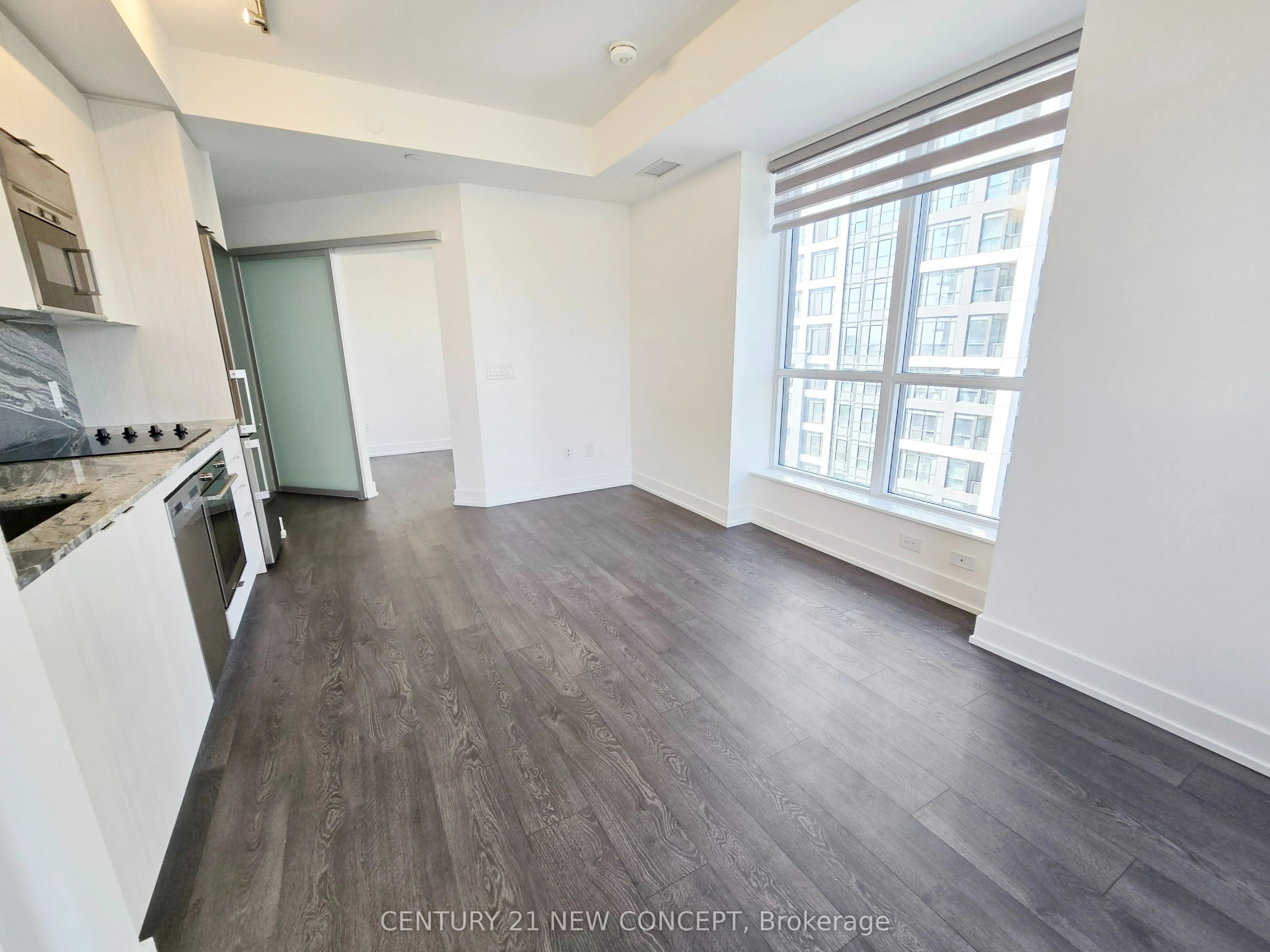 5 Mabelle Avenue, #1033
