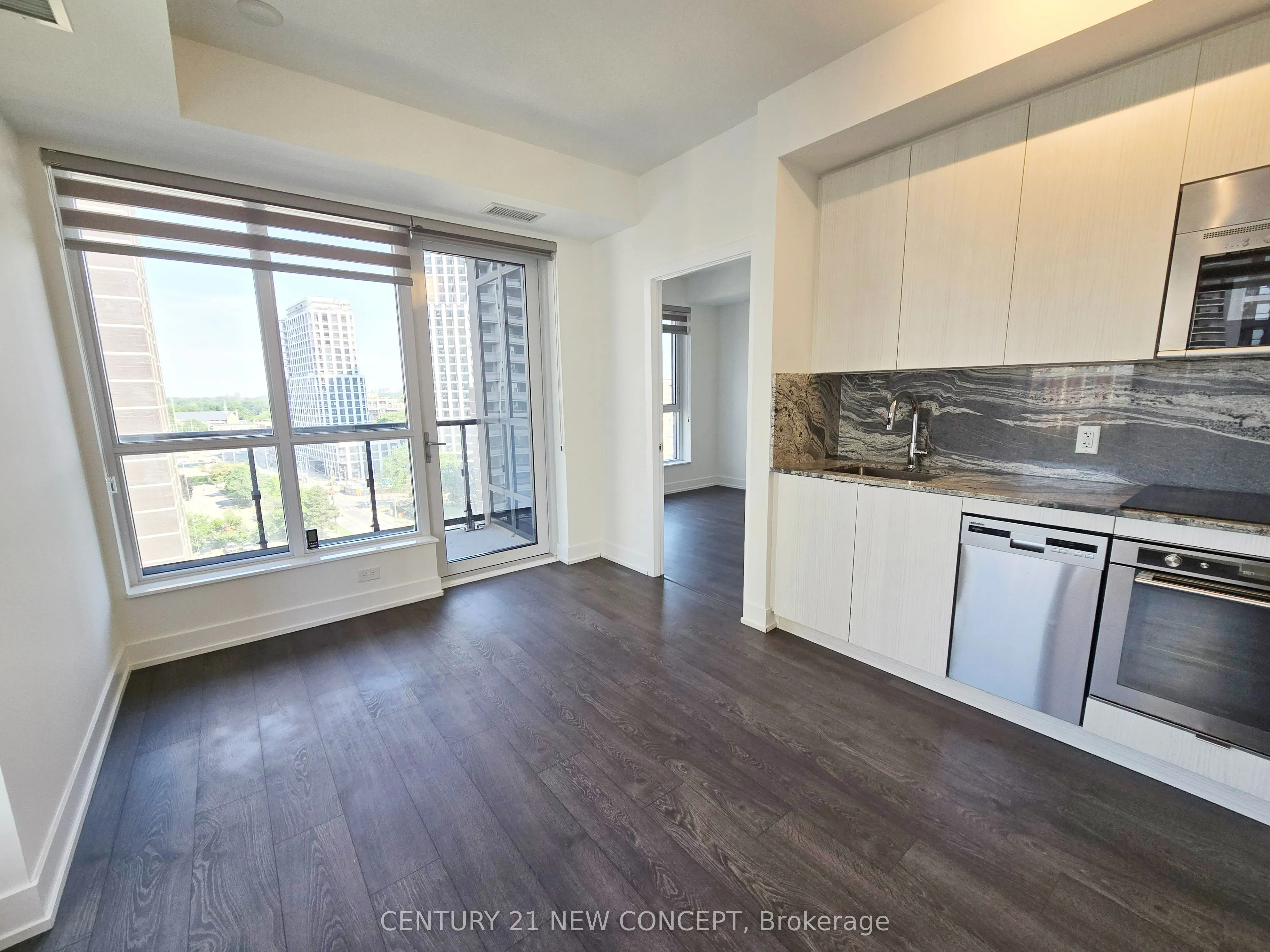 5 Mabelle Avenue, #1033