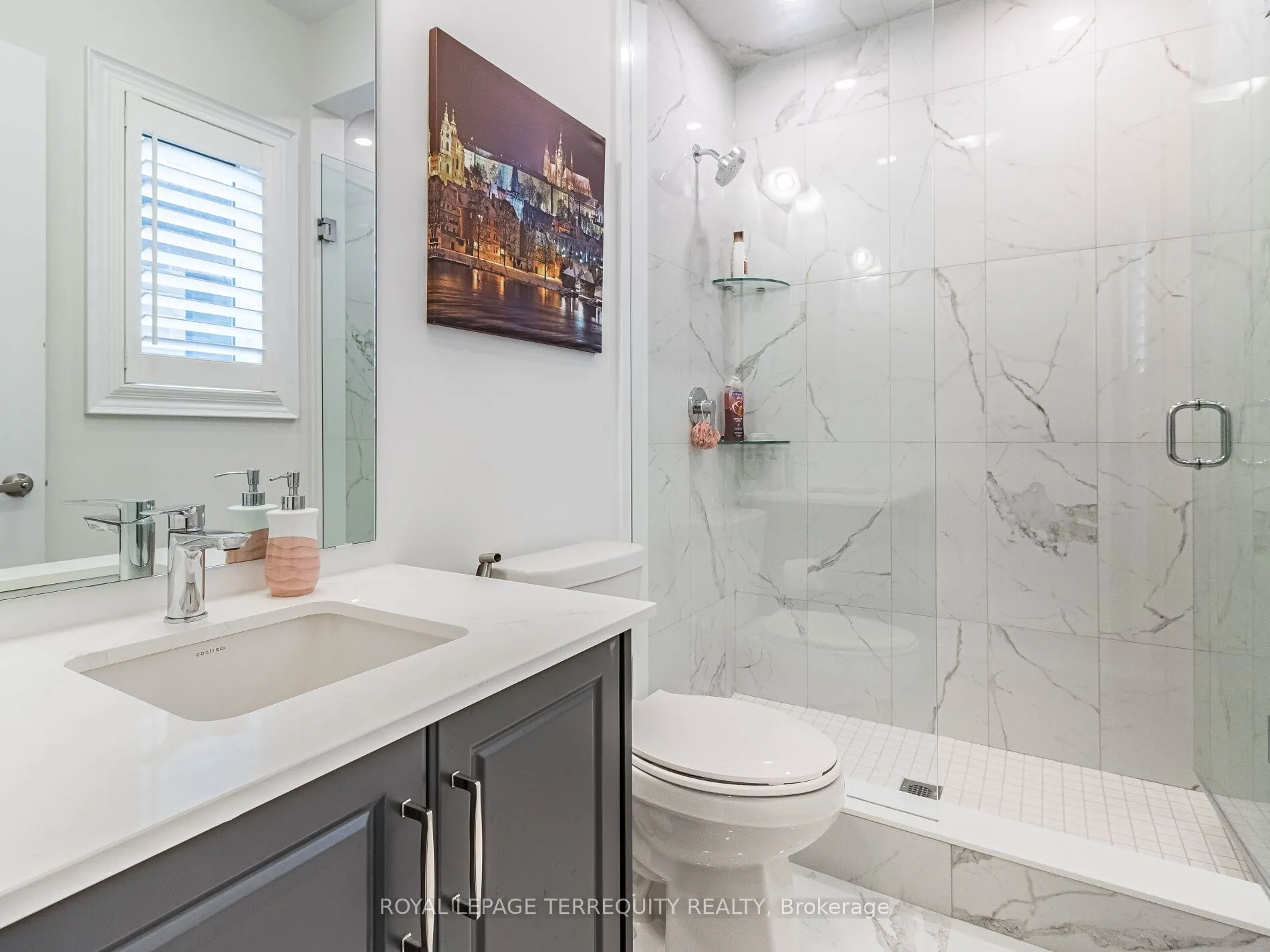 1386 Queens Plate Road