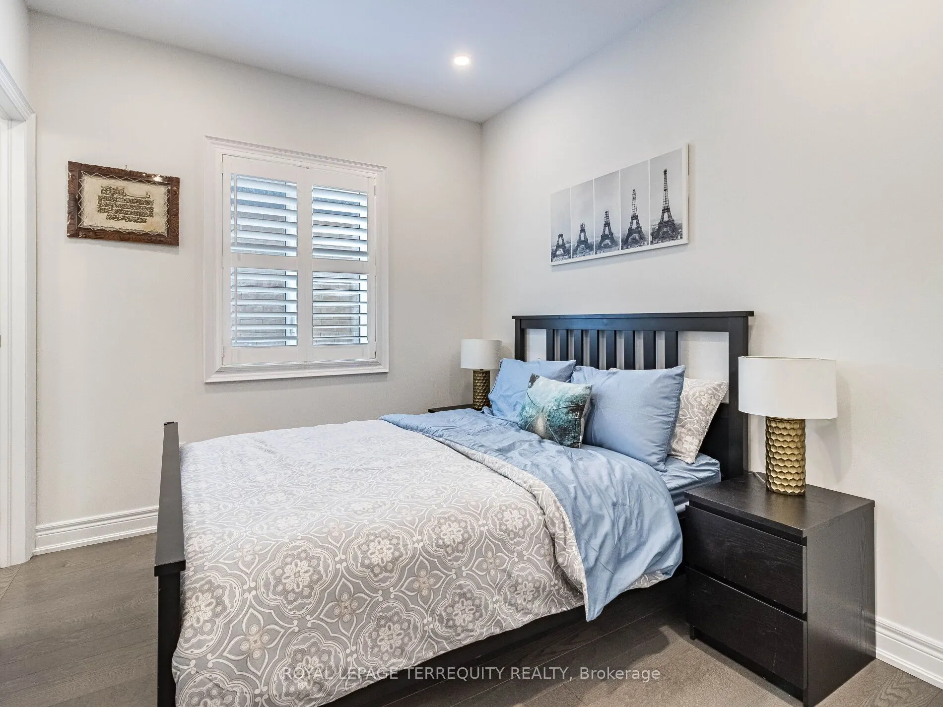 1386 Queens Plate Road