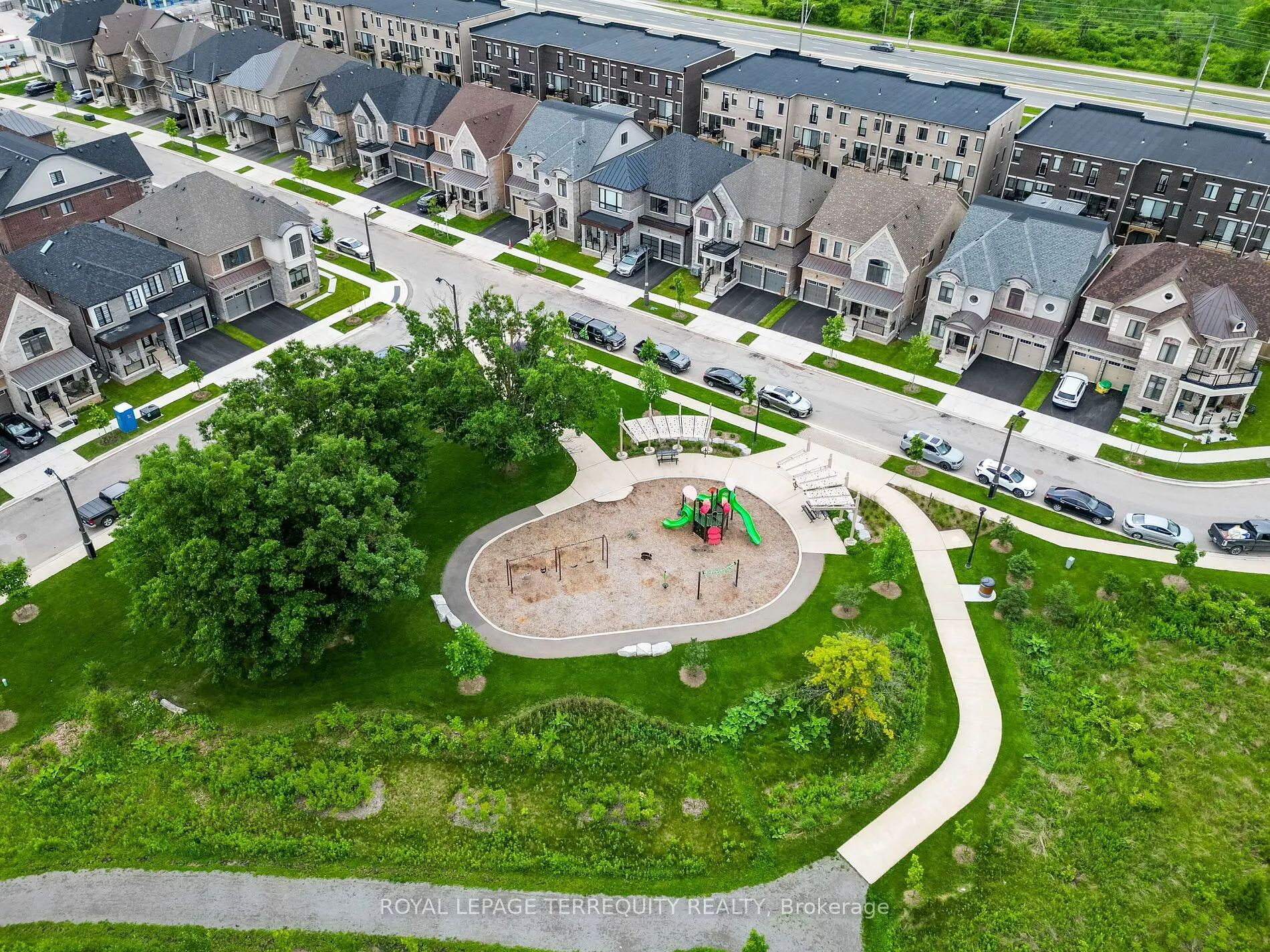 1386 Queens Plate Road