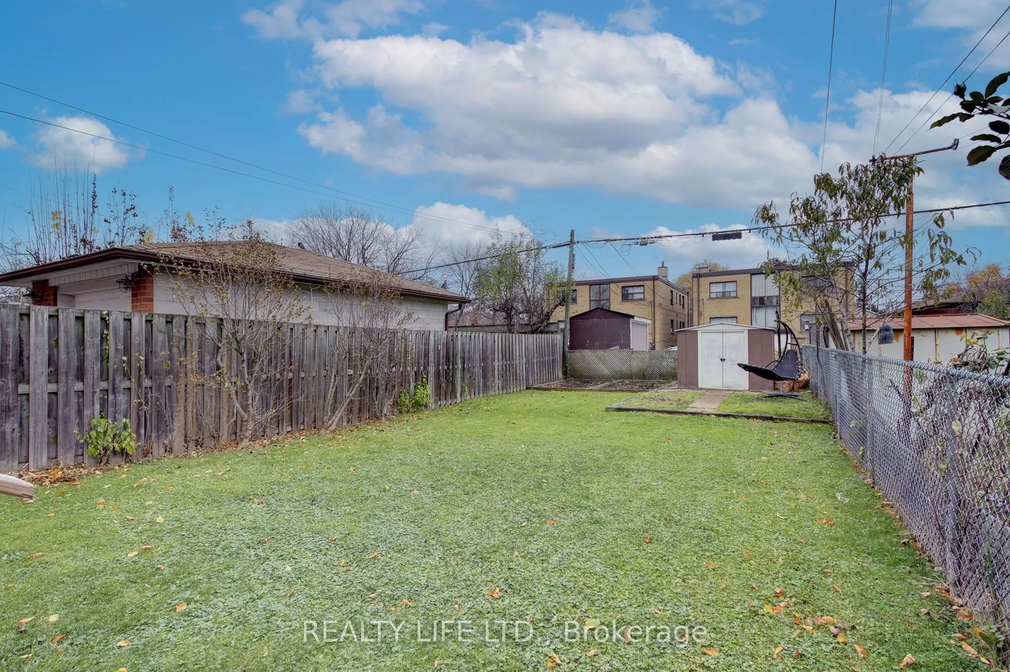 293 Melrose Street