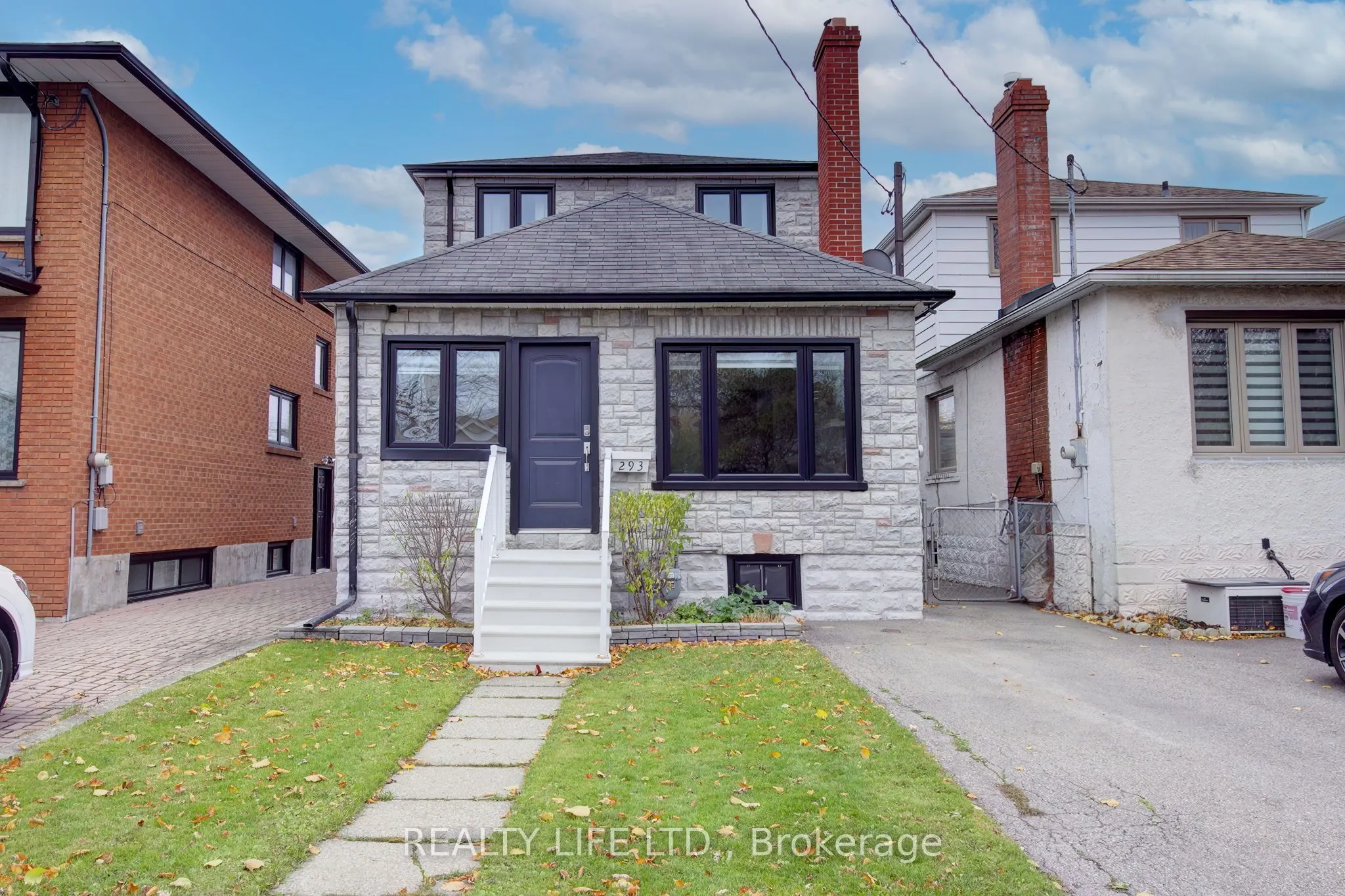 293 Melrose Street