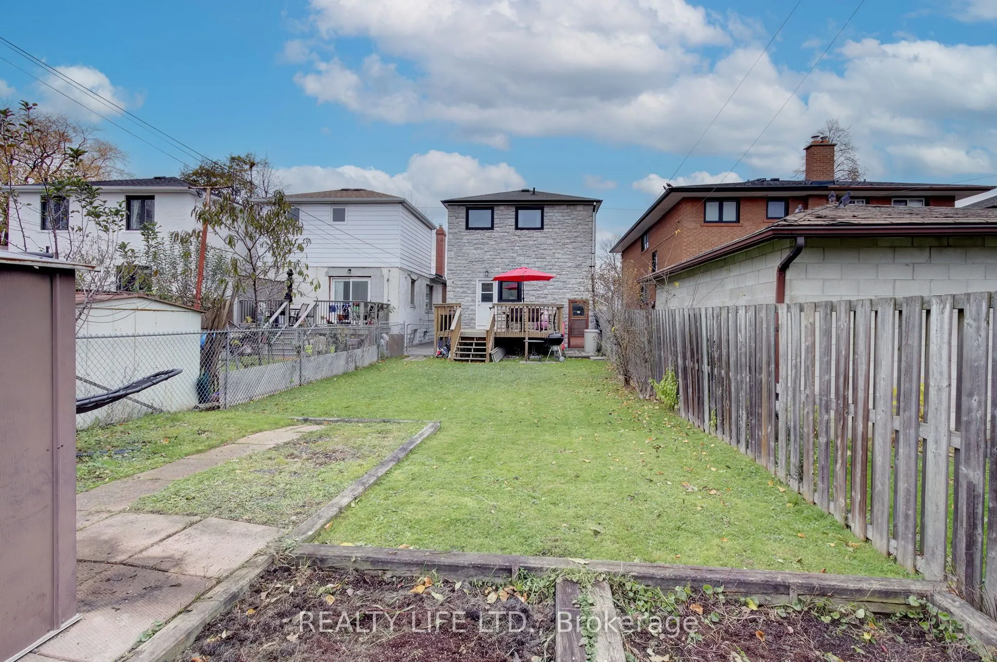 293 Melrose Street