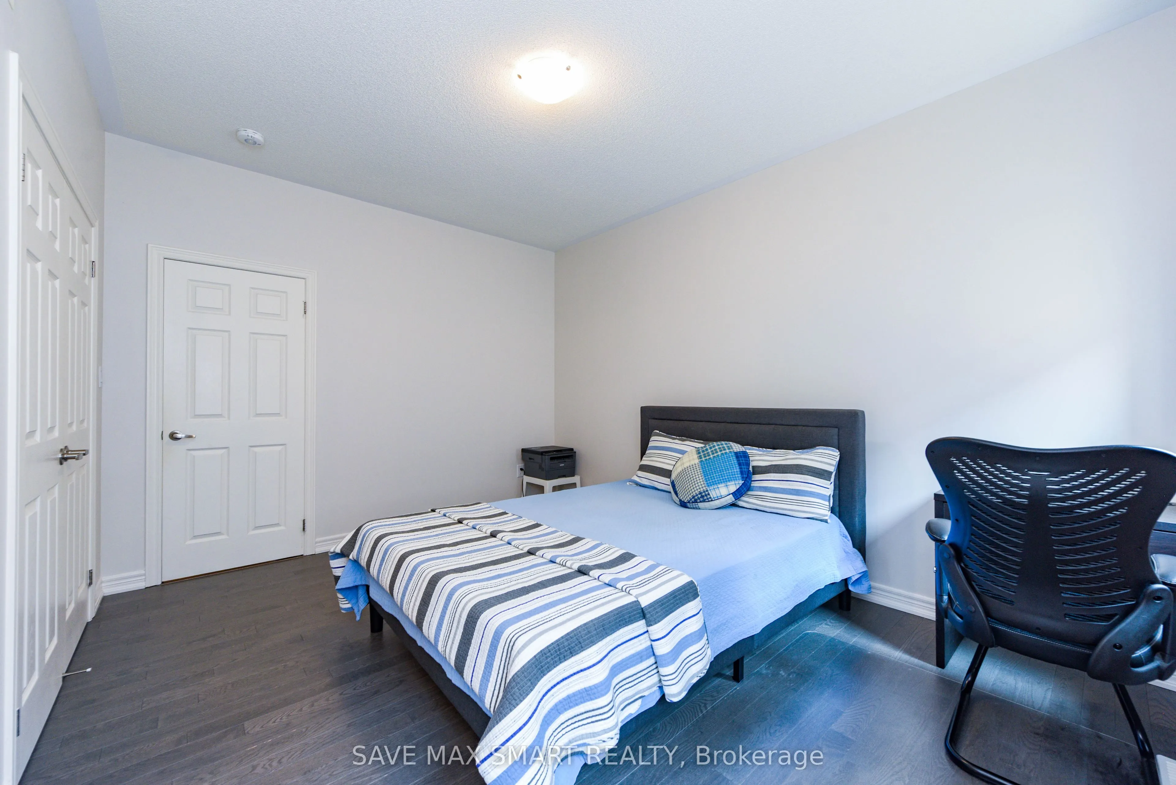 50 Unwind Crescent