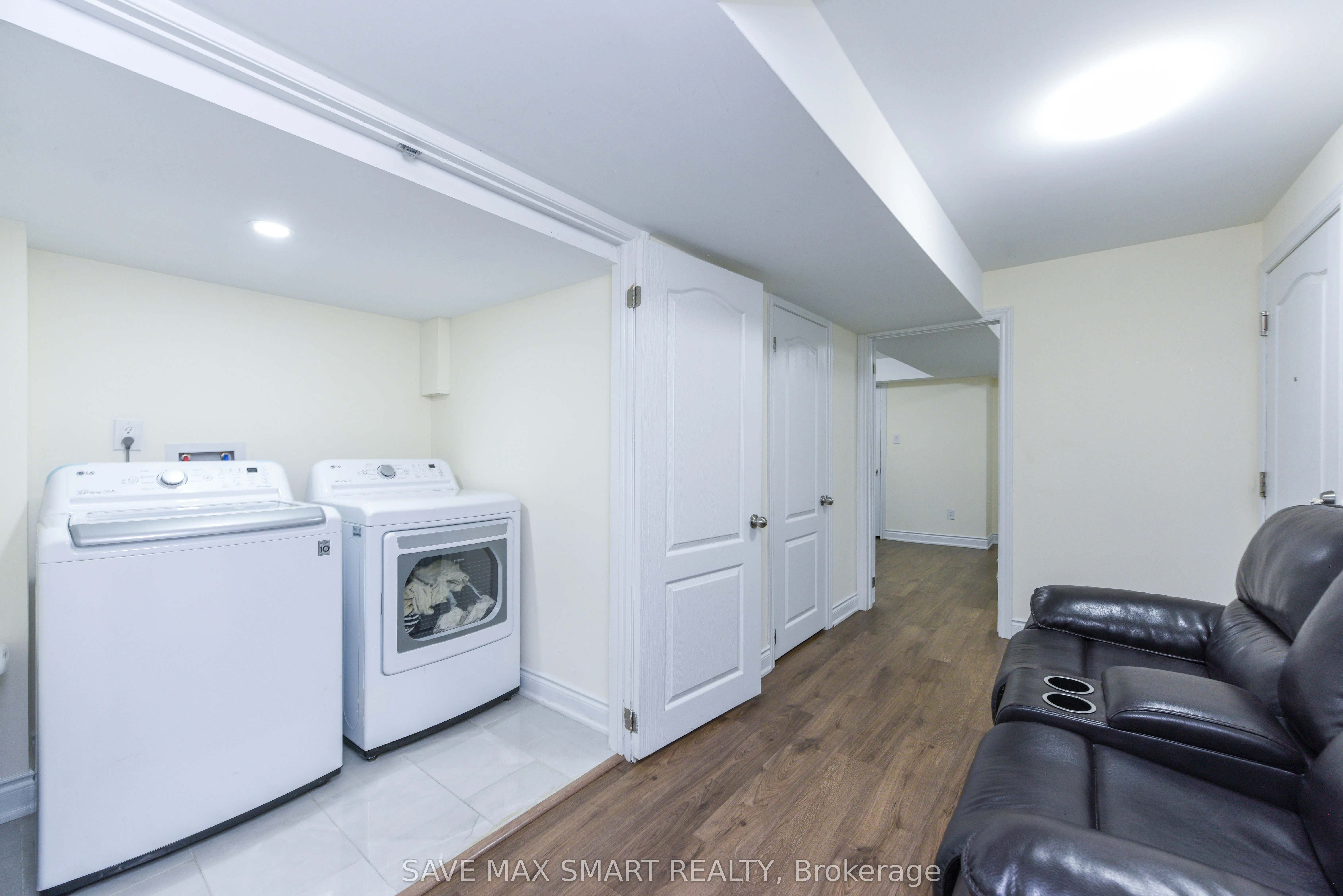 50 Unwind Crescent