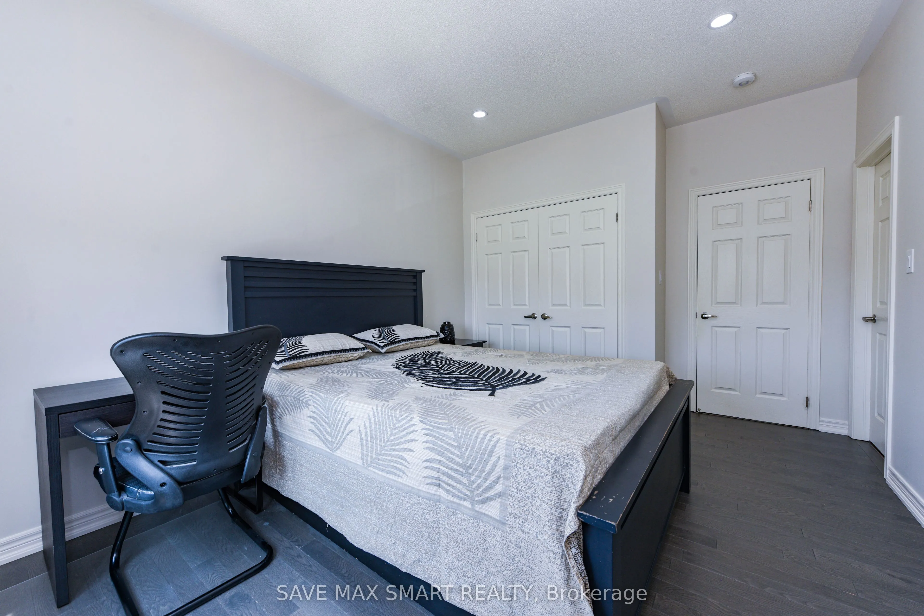 50 Unwind Crescent