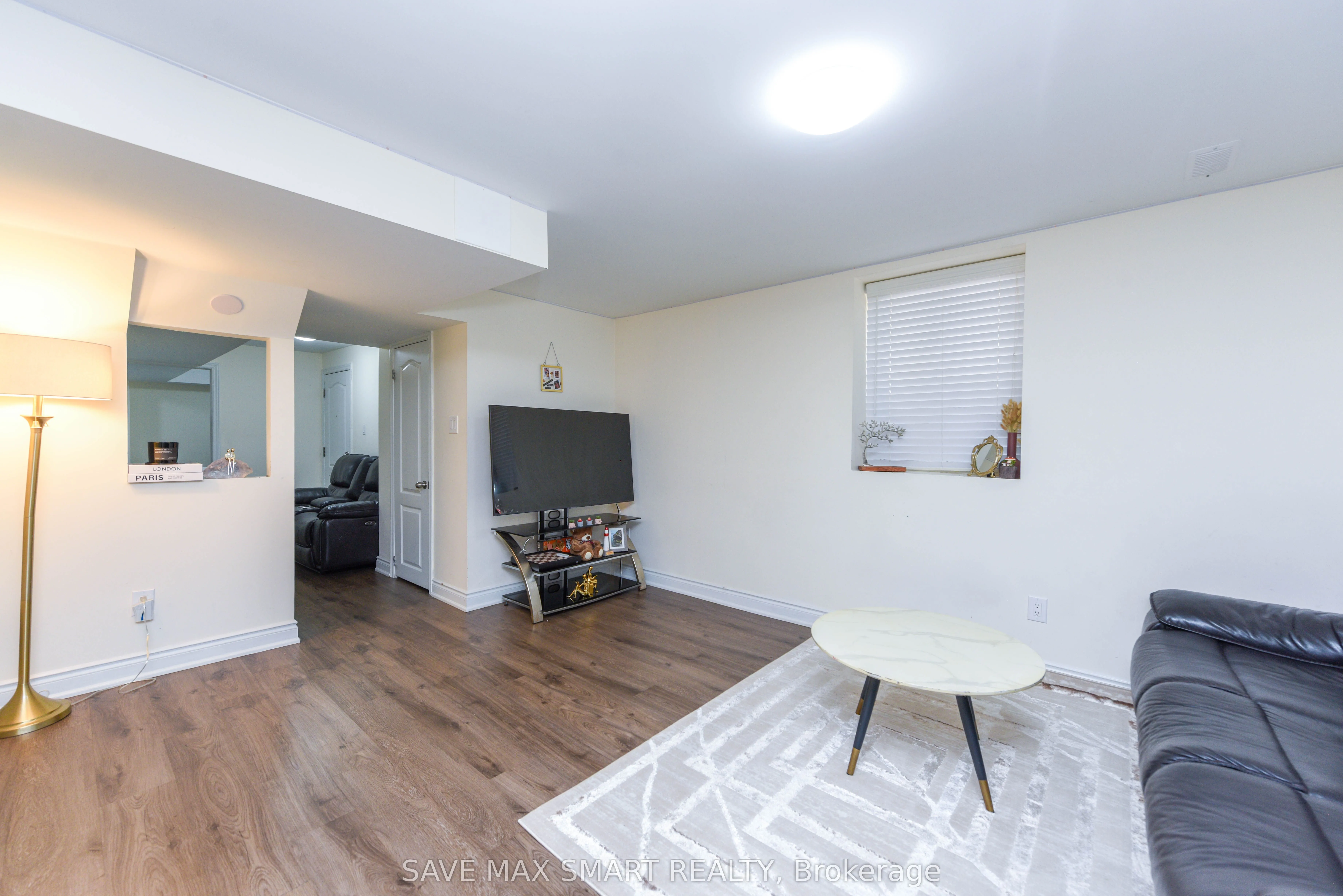 50 Unwind Crescent