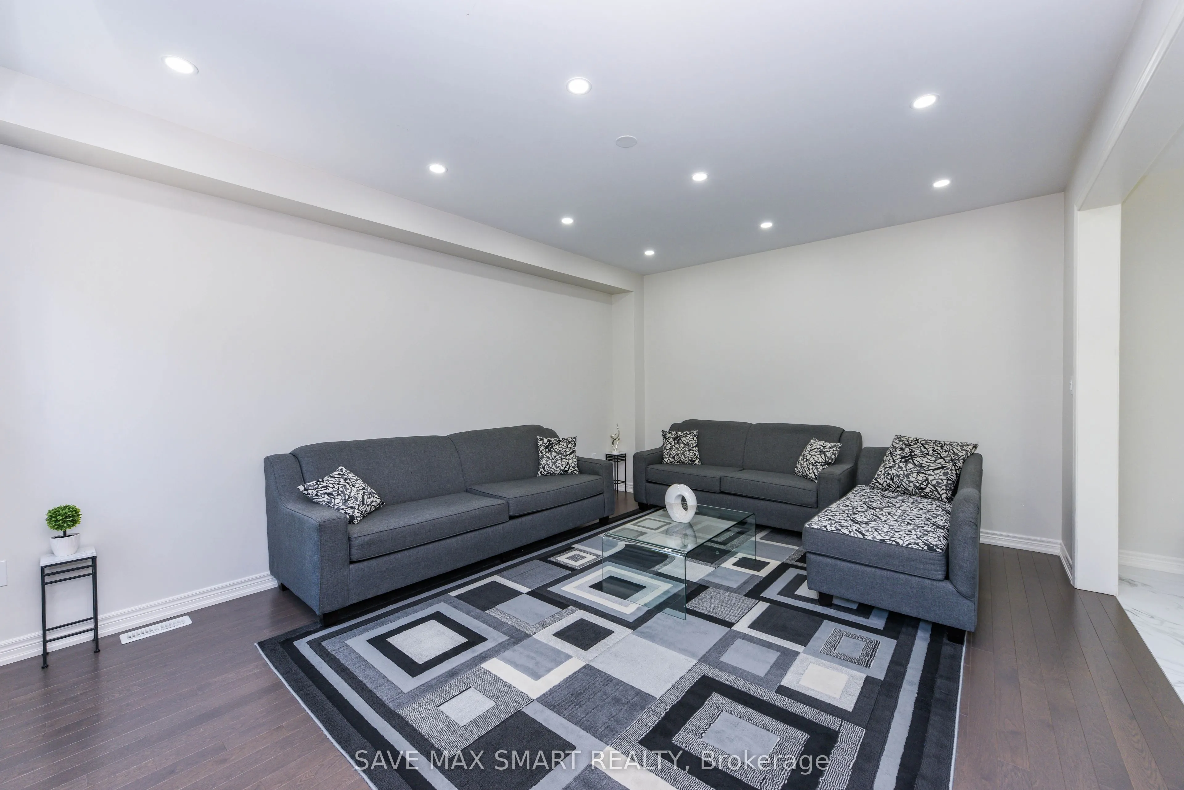 50 Unwind Crescent