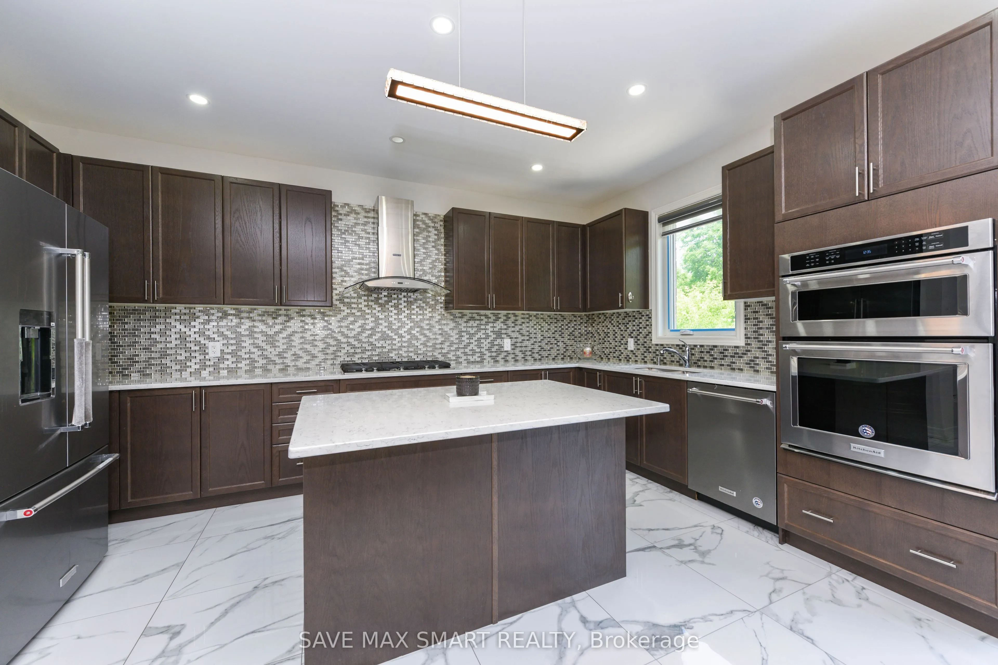 50 Unwind Crescent