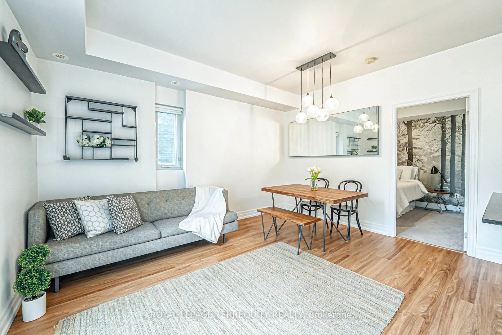 15 Sousa Mendes Street, #402