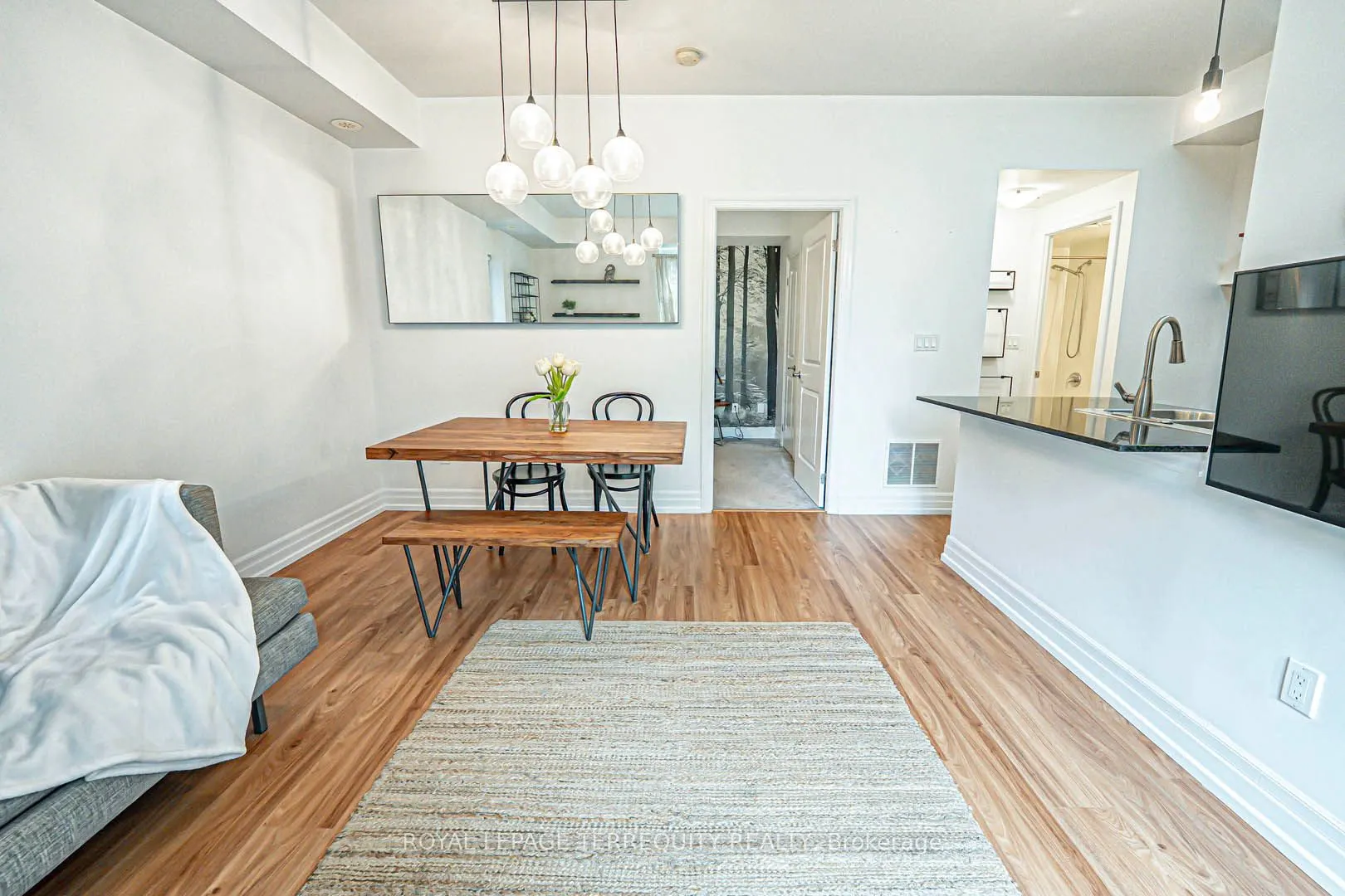 15 Sousa Mendes Street, #402
