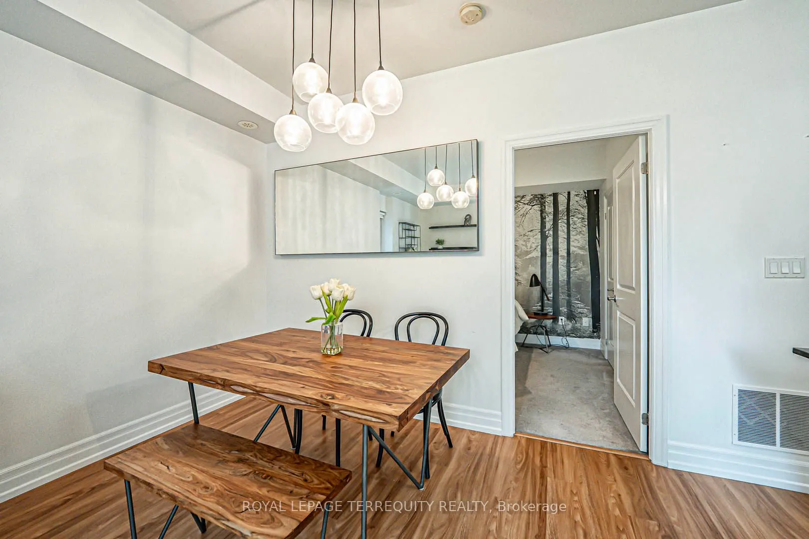 15 Sousa Mendes Street, #402