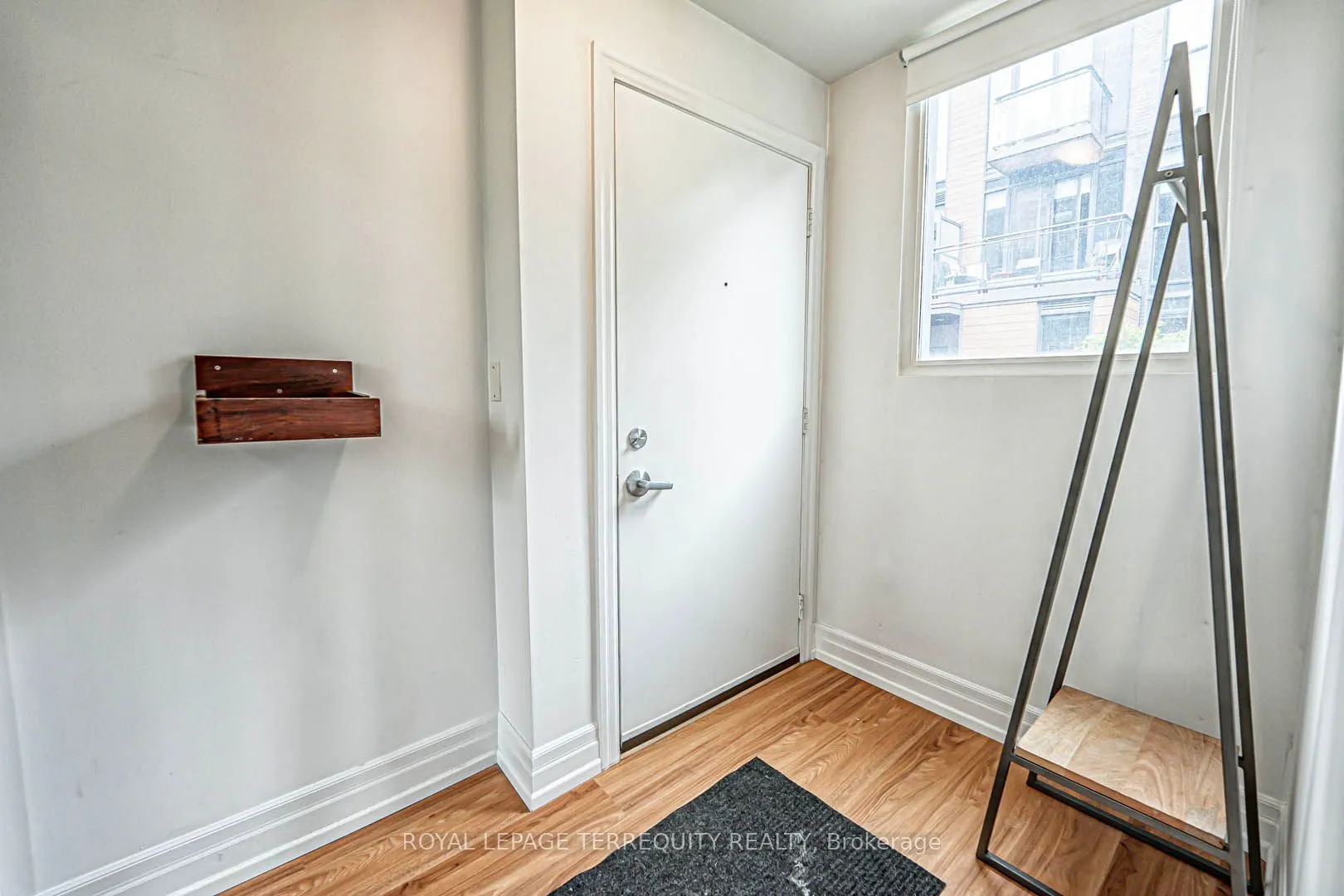 15 Sousa Mendes Street, #402