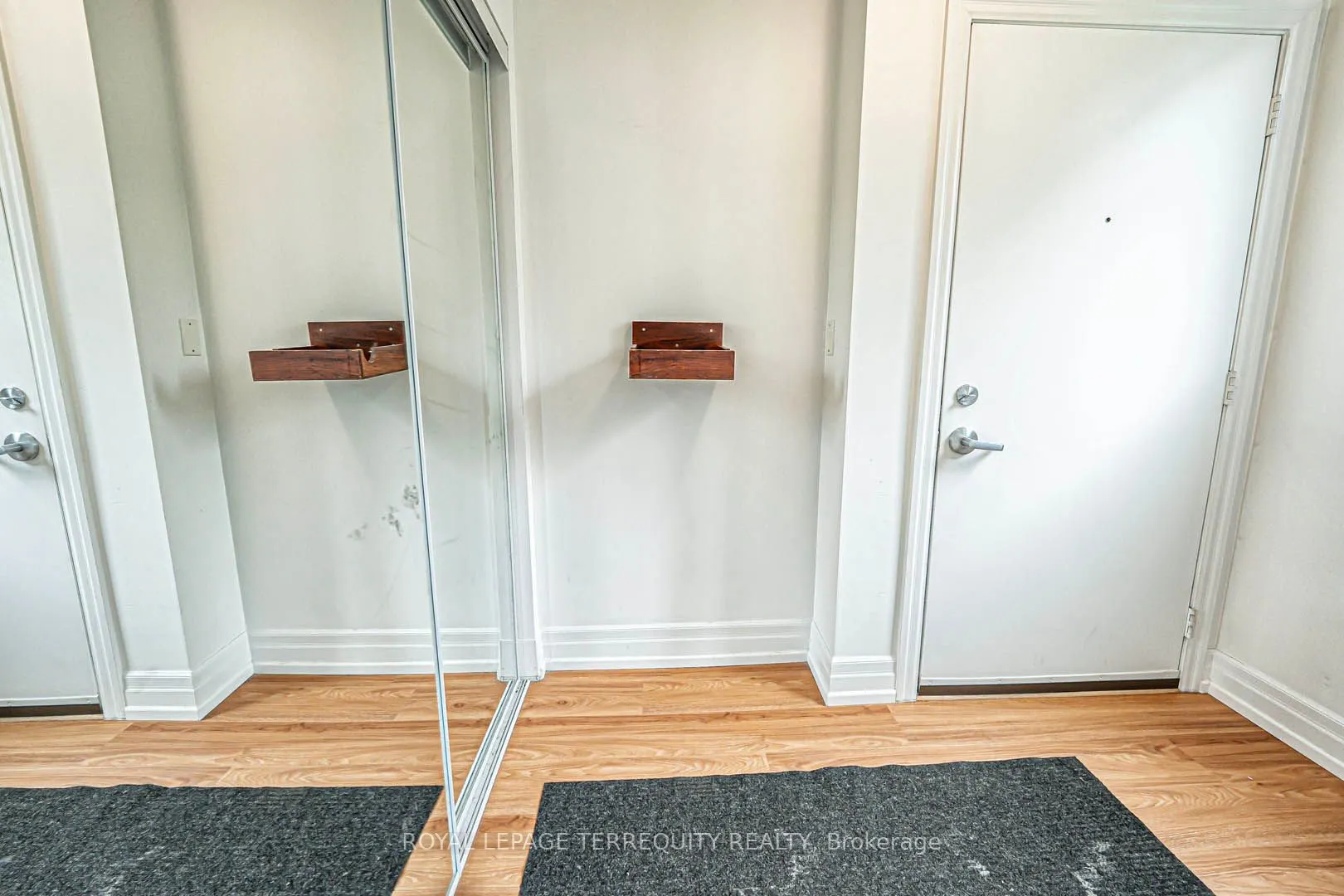 15 Sousa Mendes Street, #402