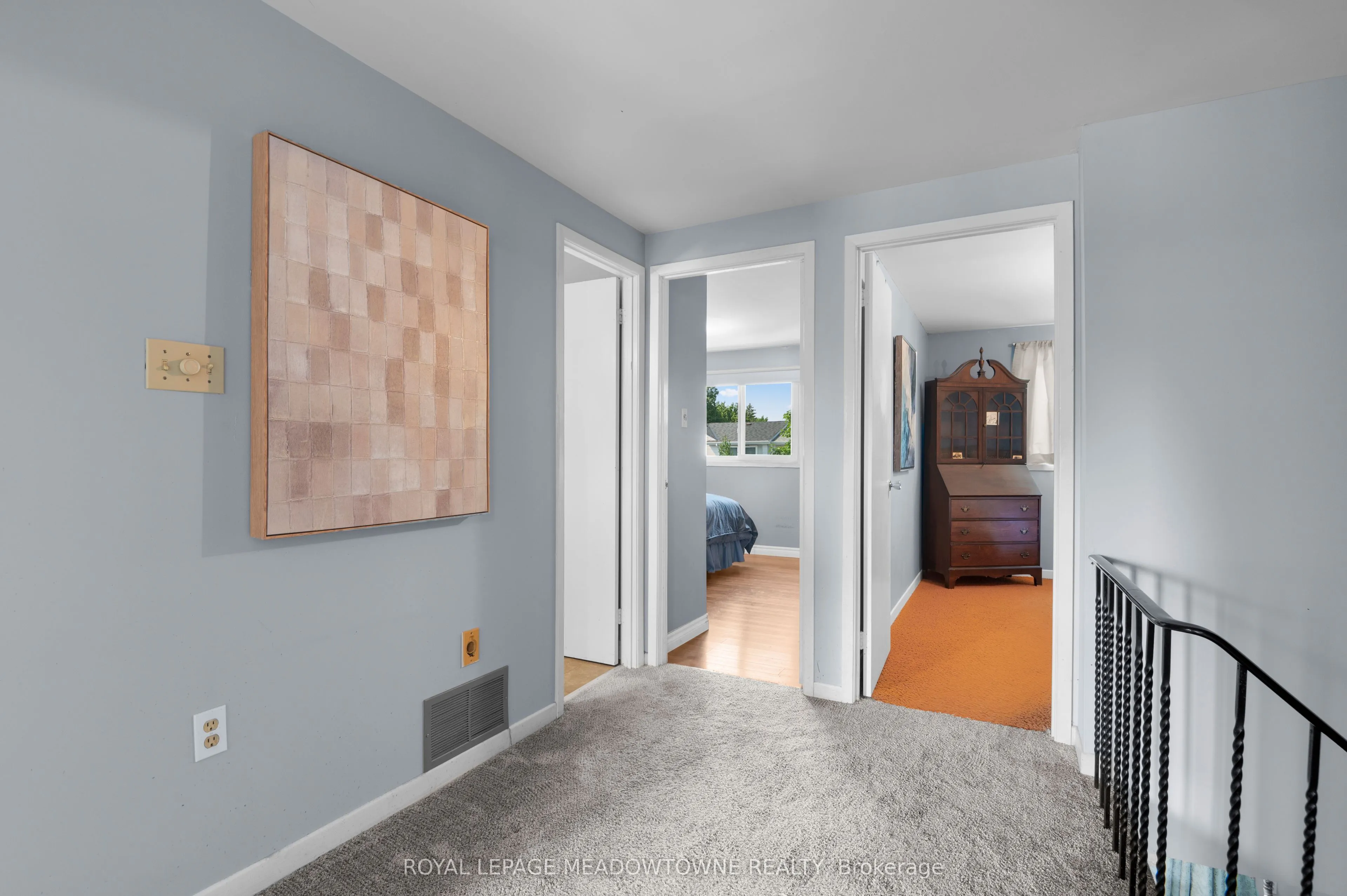 6058 Starfield Crescent