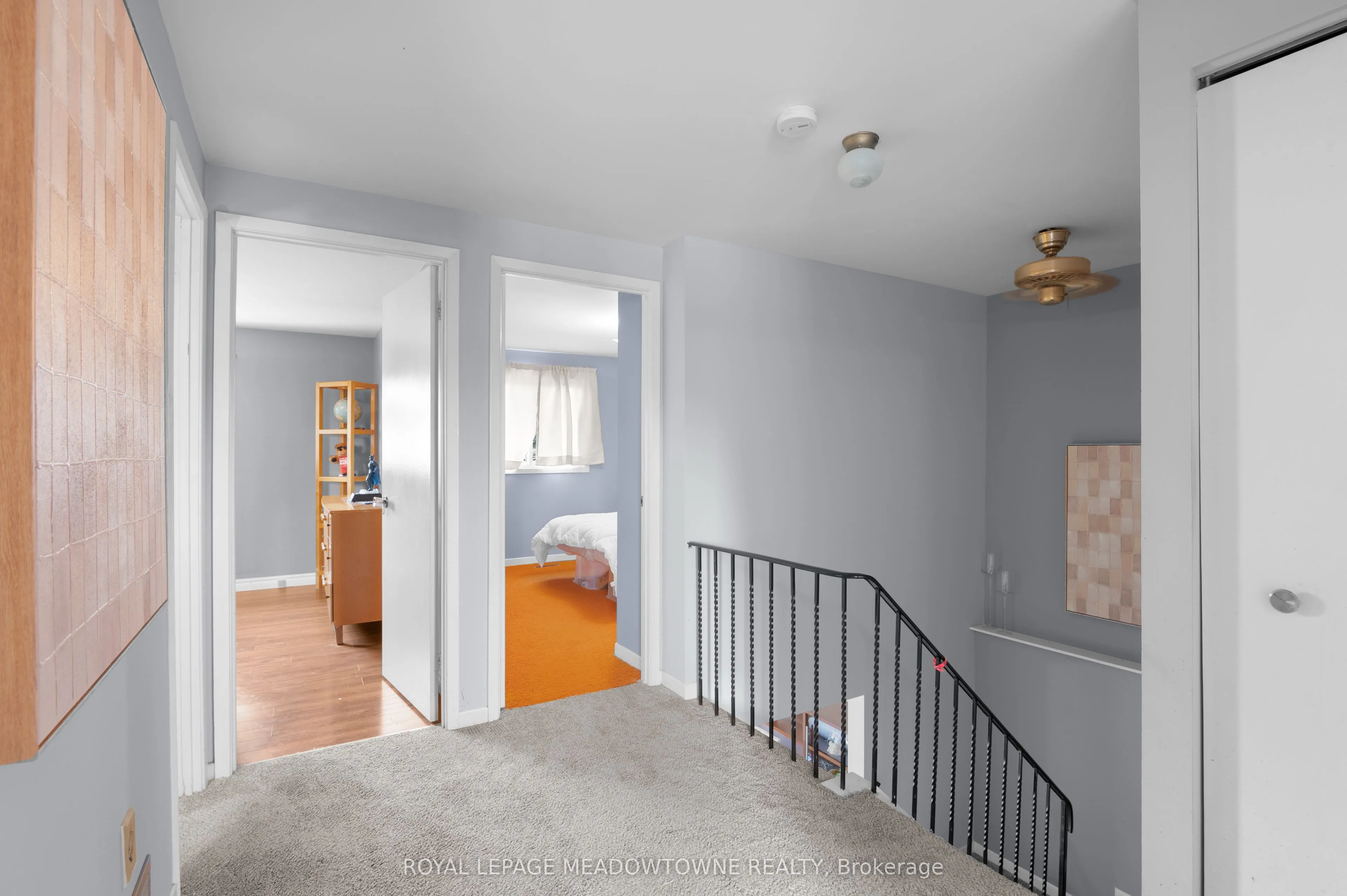 6058 Starfield Crescent