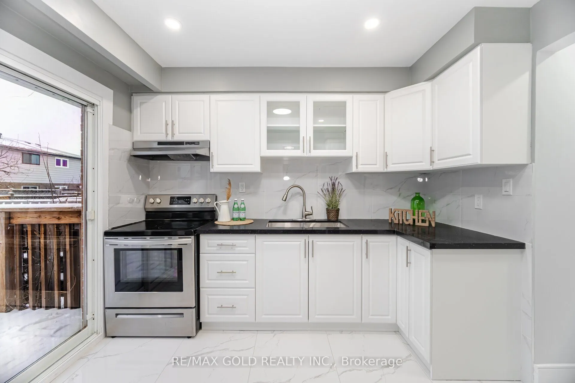 7500 Goreway Drive, #62