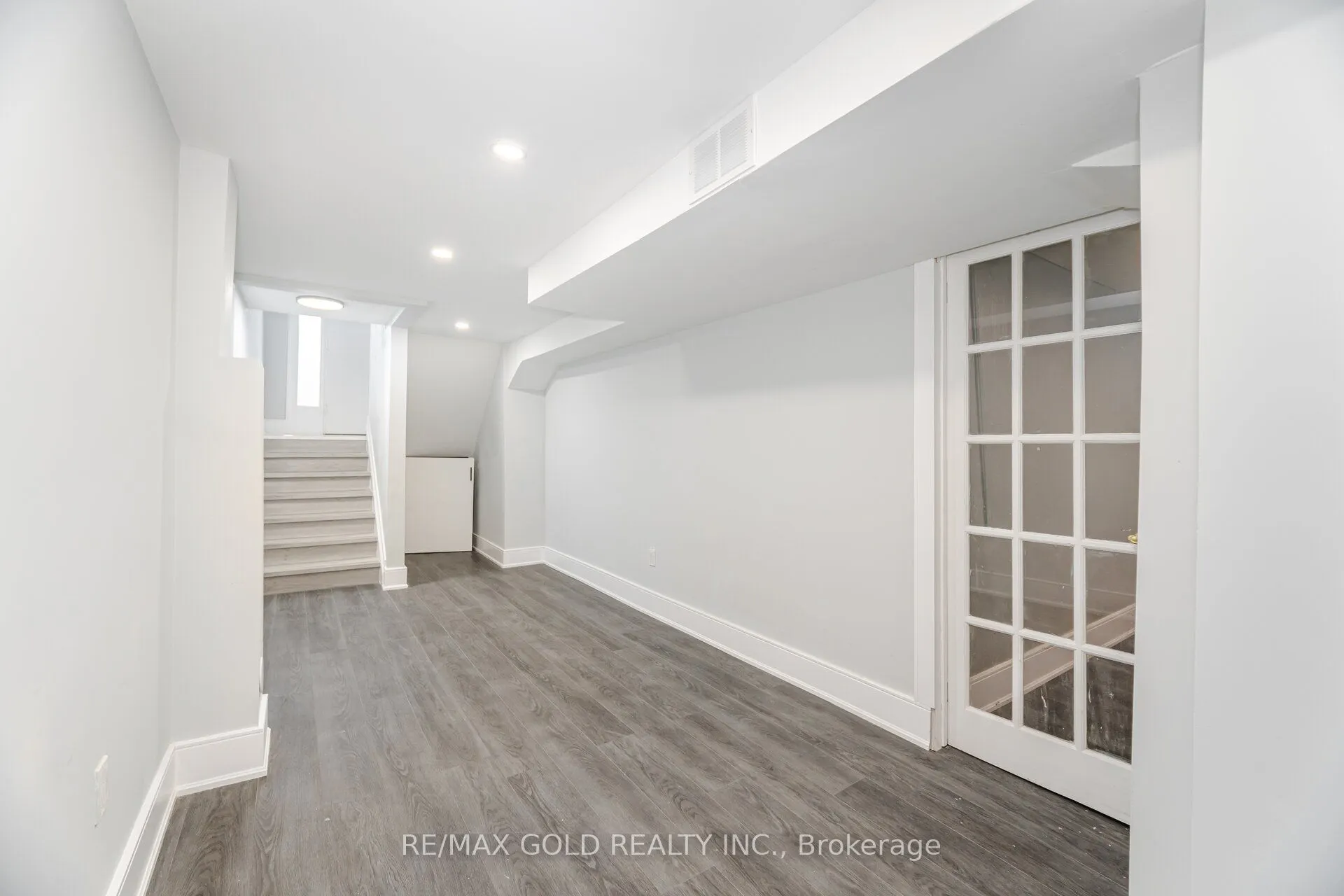 7500 Goreway Drive, #62