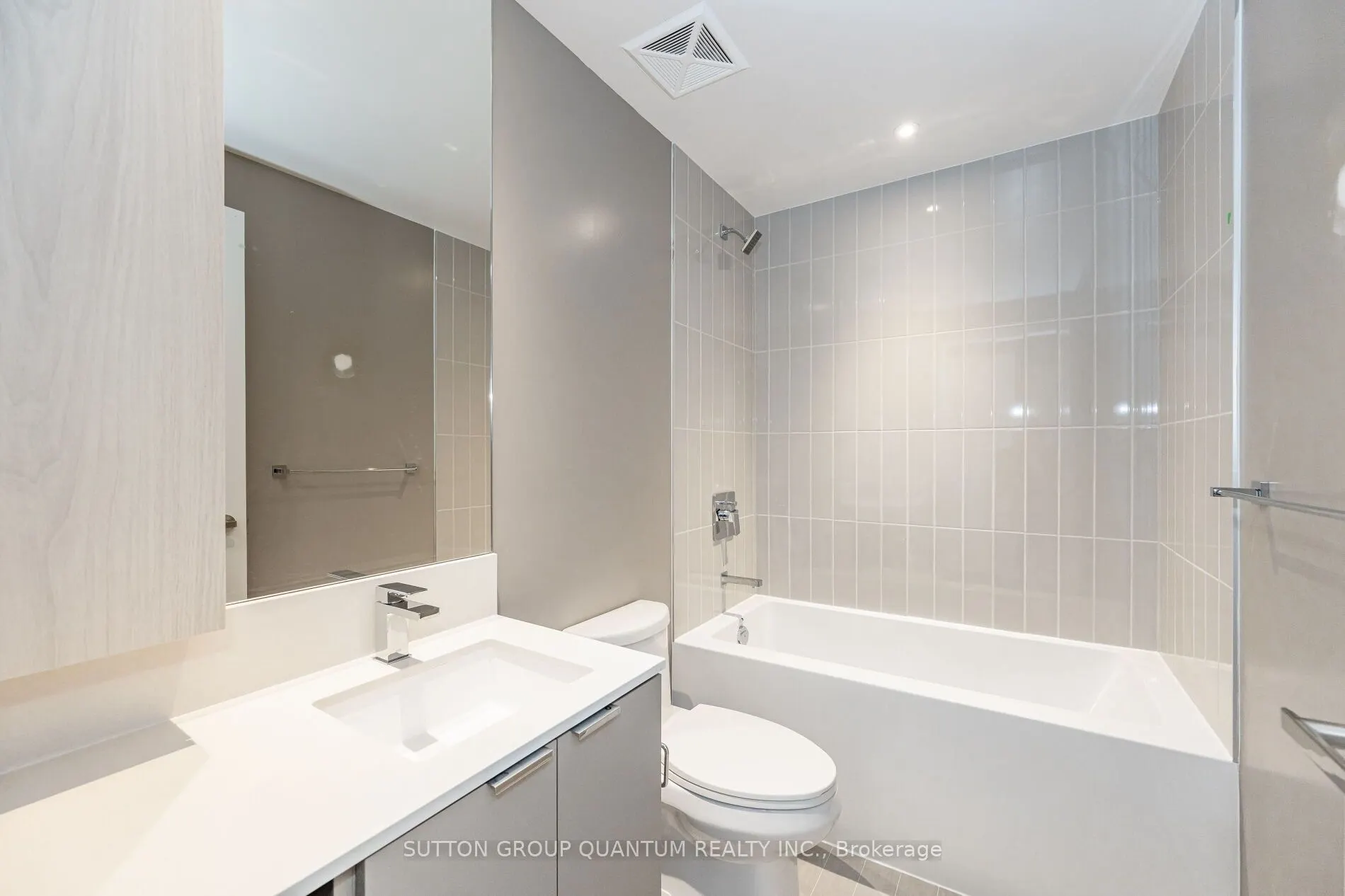 3883 Quartz Road, #3203