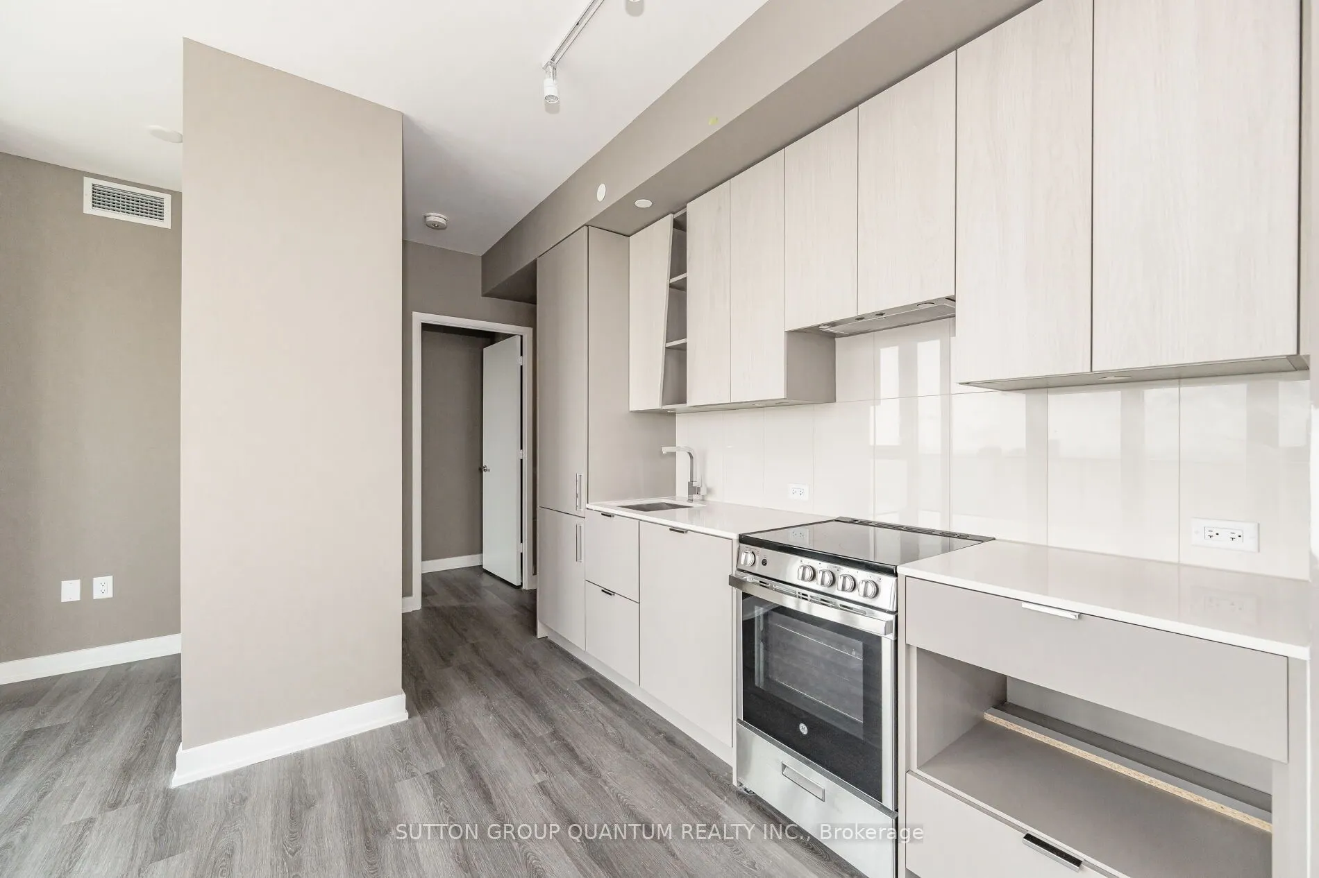 3883 Quartz Road, #3203