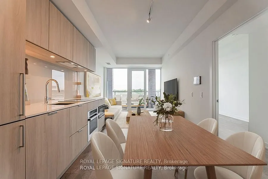 28 Ann Street, #504