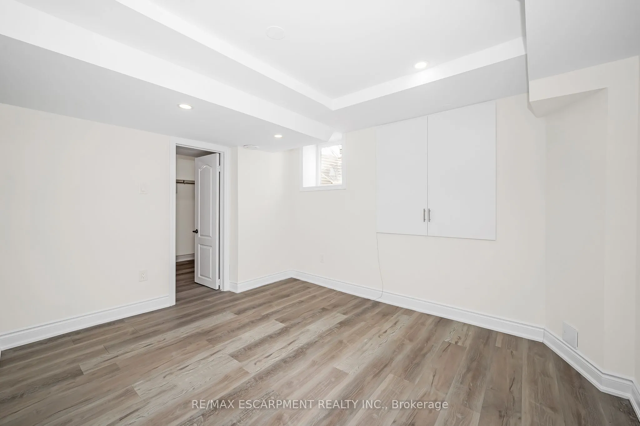 2728 Guilford Crescent
