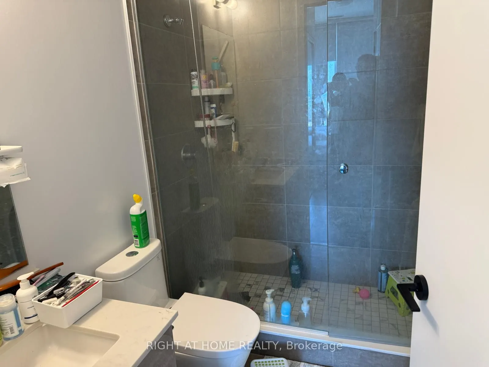2450 Old Bronte Road, #809