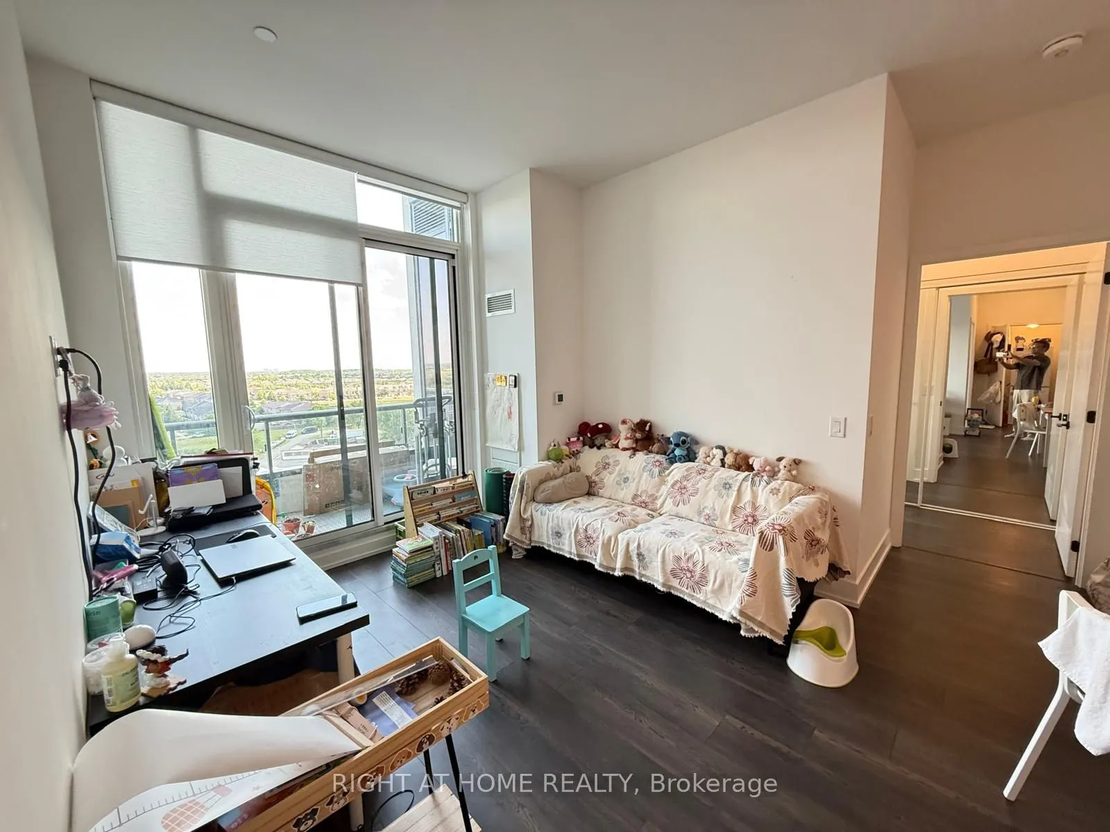 2450 Old Bronte Road, #809
