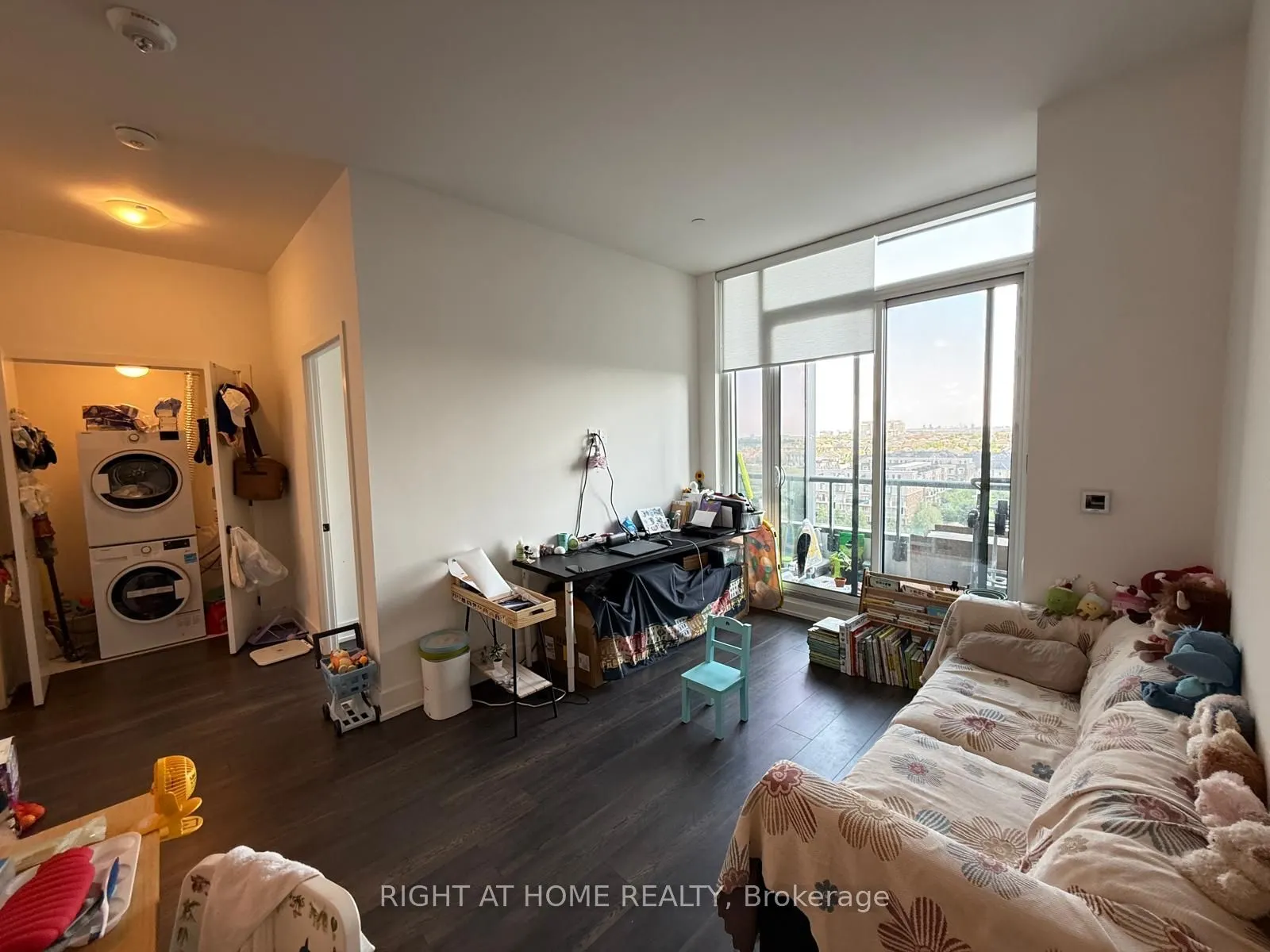 2450 Old Bronte Road, #809