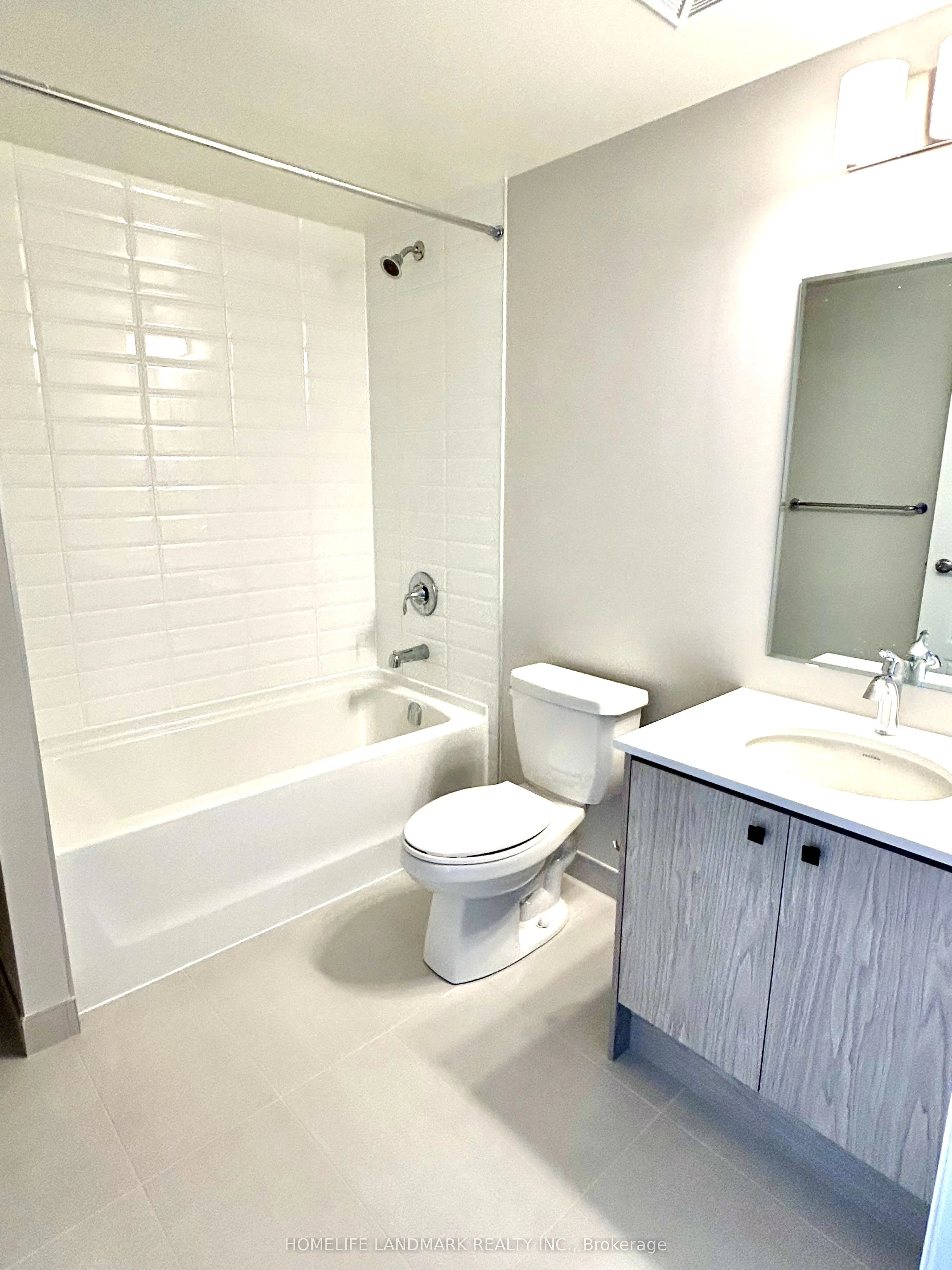 1415 Dundas Street E, #910