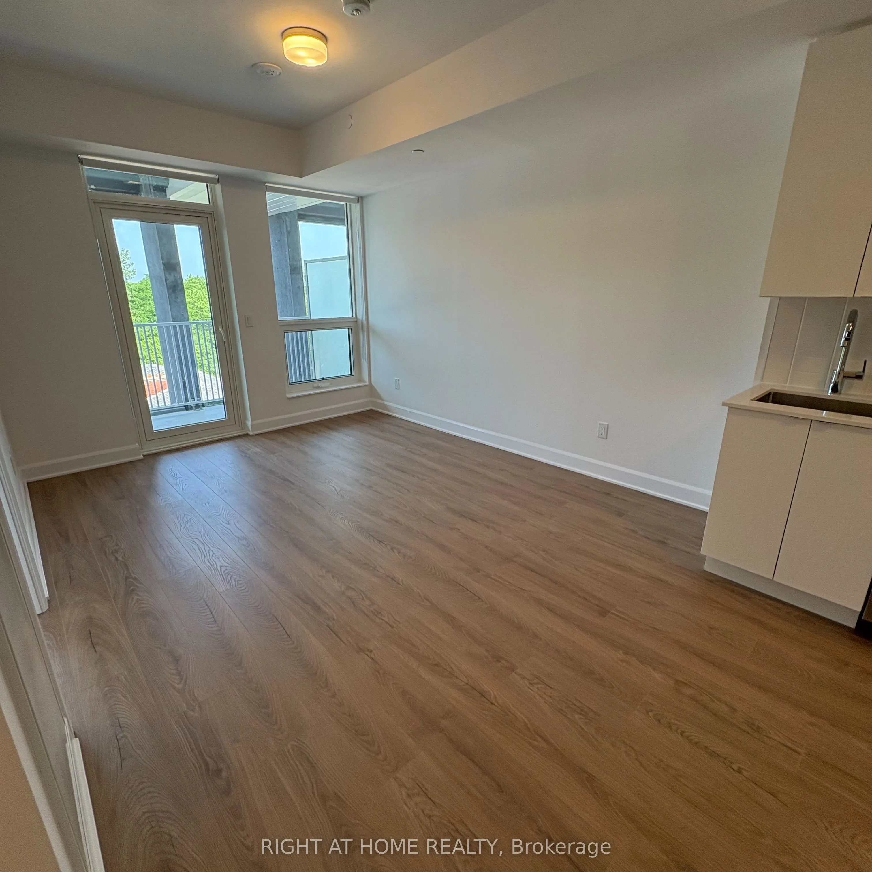 3240 William Coltson Avenue, #430
