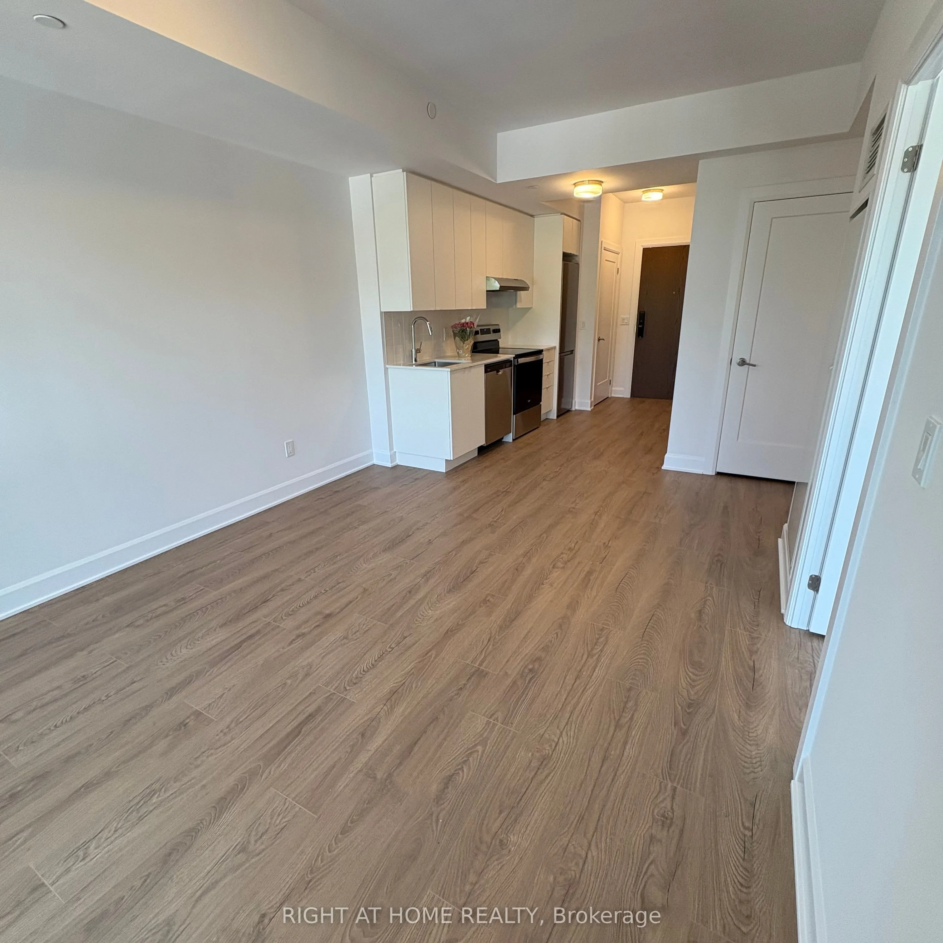 3240 William Coltson Avenue, #430