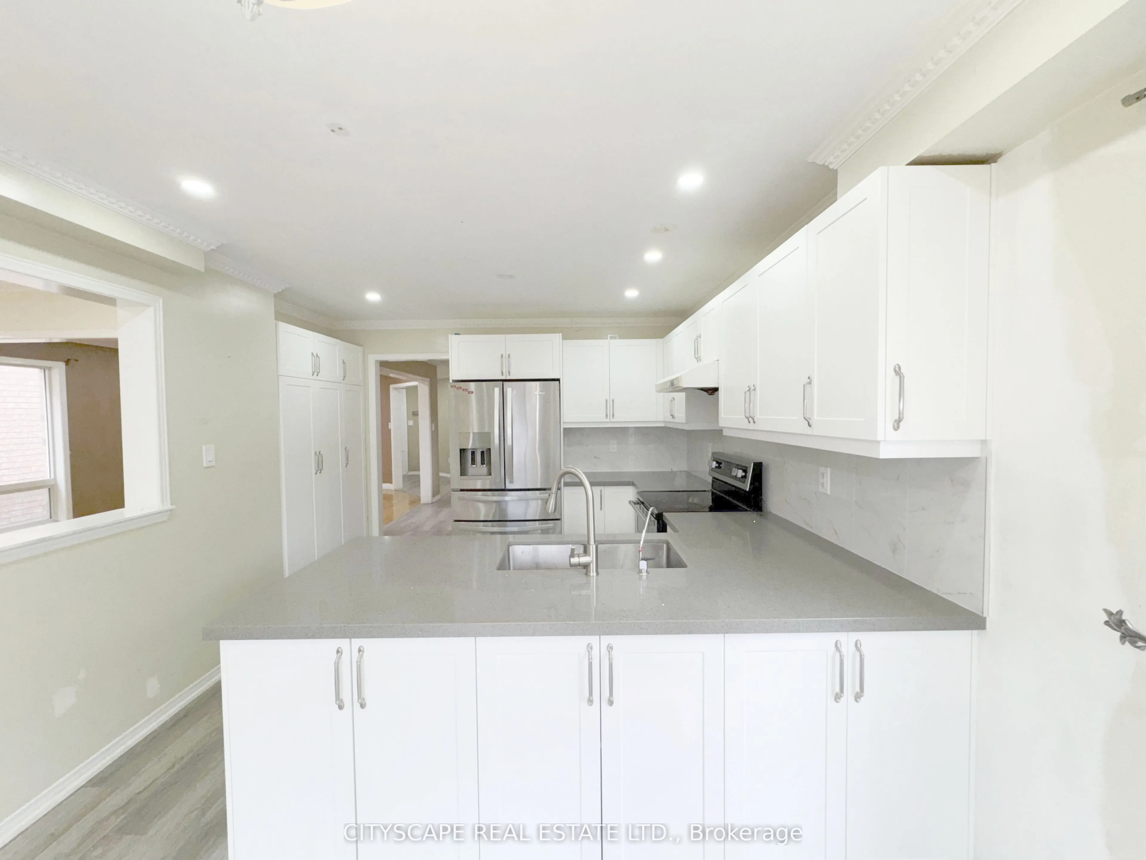 3310 Crimson King Circle
