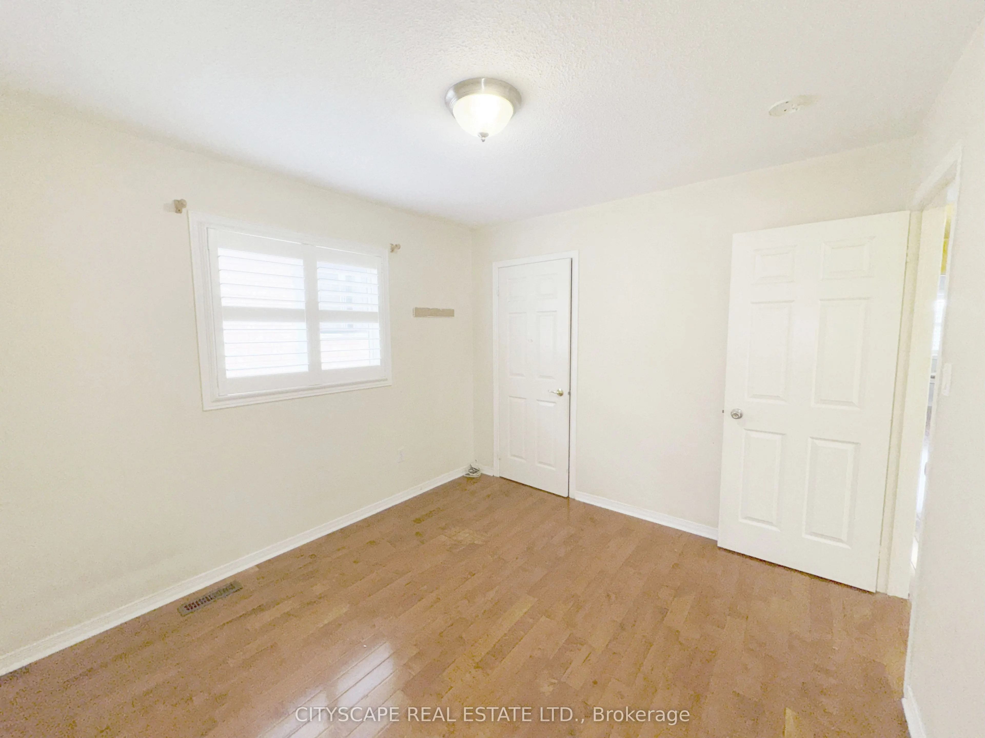 3310 Crimson King Circle