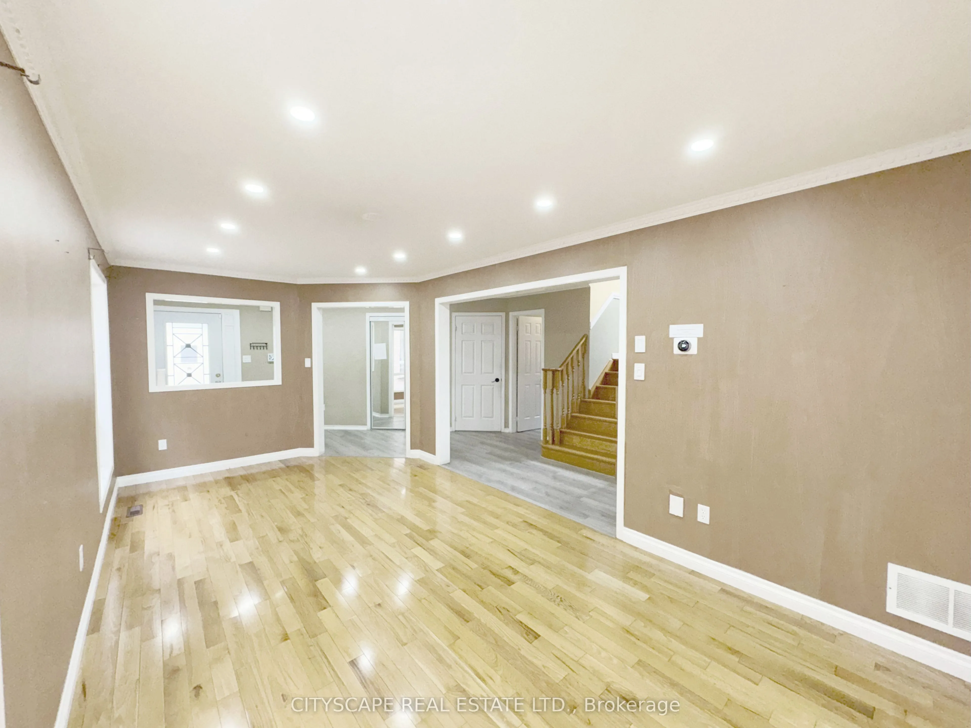 3310 Crimson King Circle
