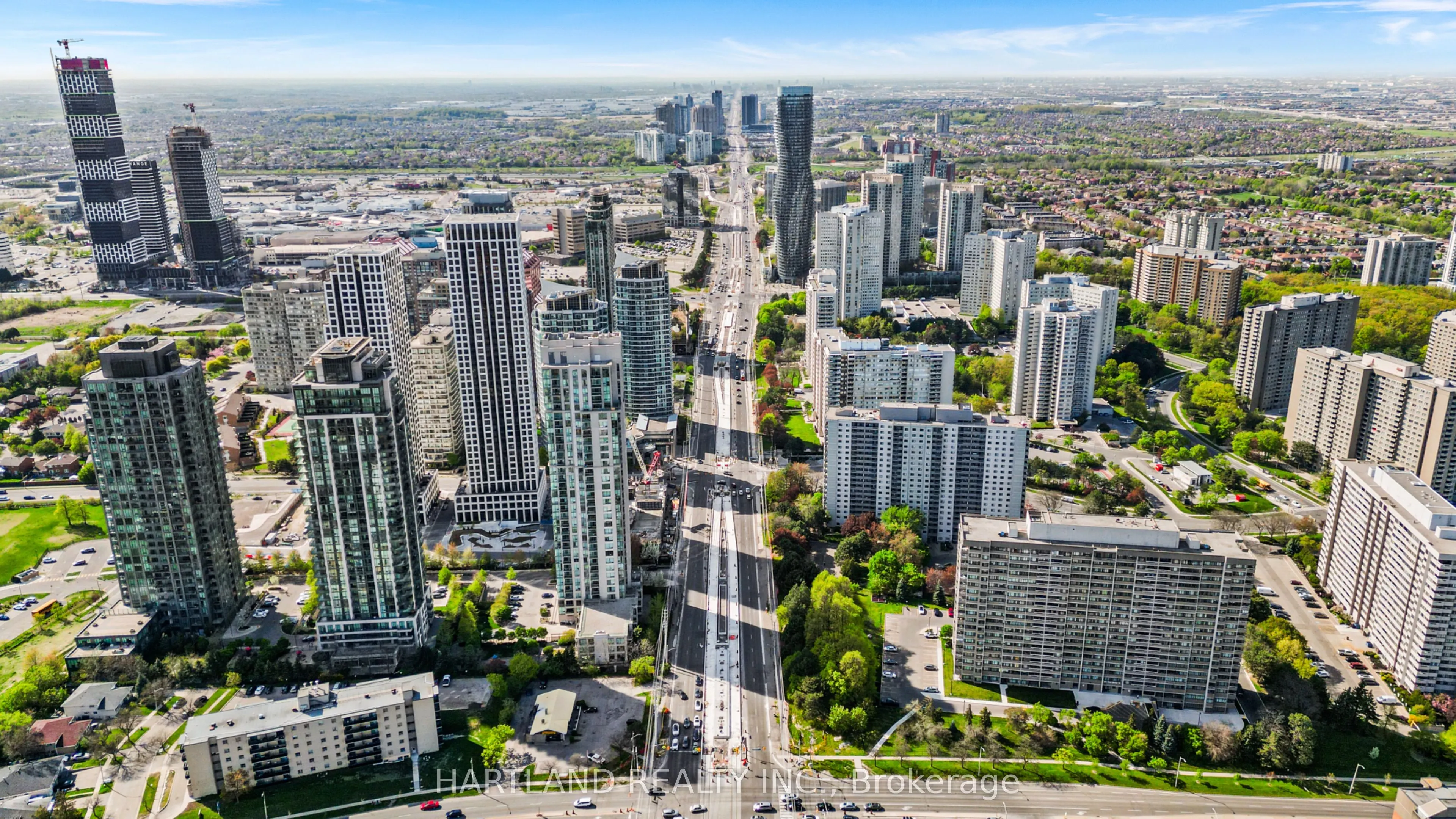 3504 Hurontario Street, #2701