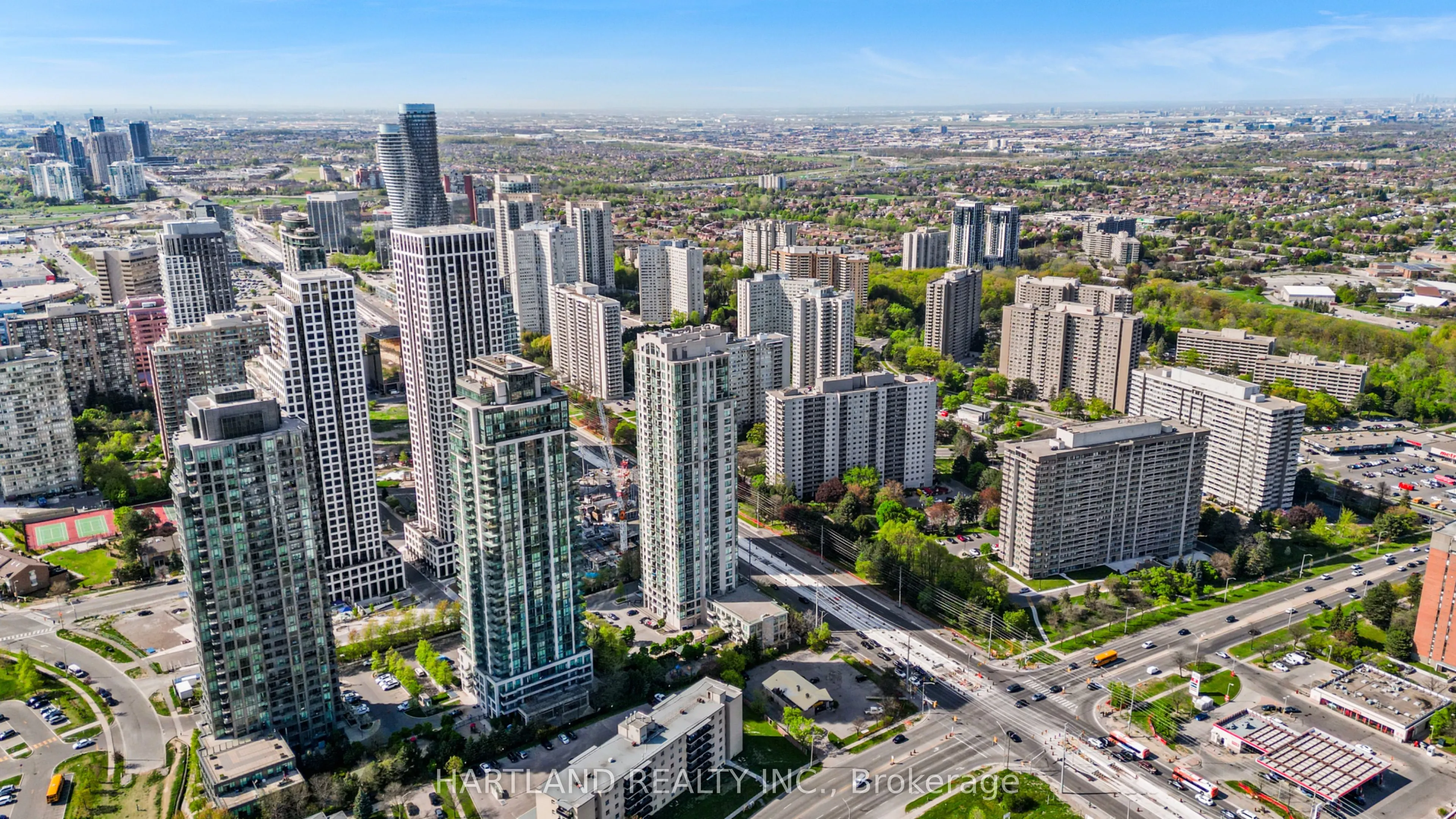 3504 Hurontario Street, #2701