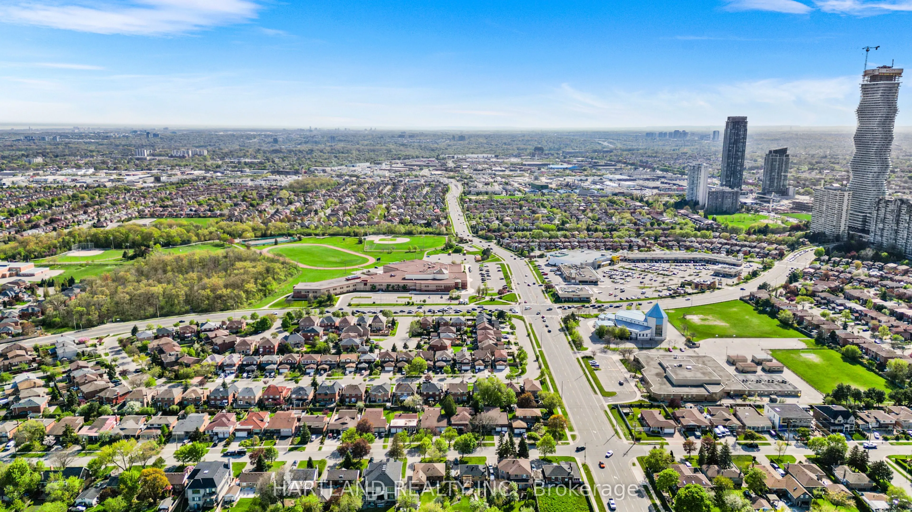 3504 Hurontario Street, #2701