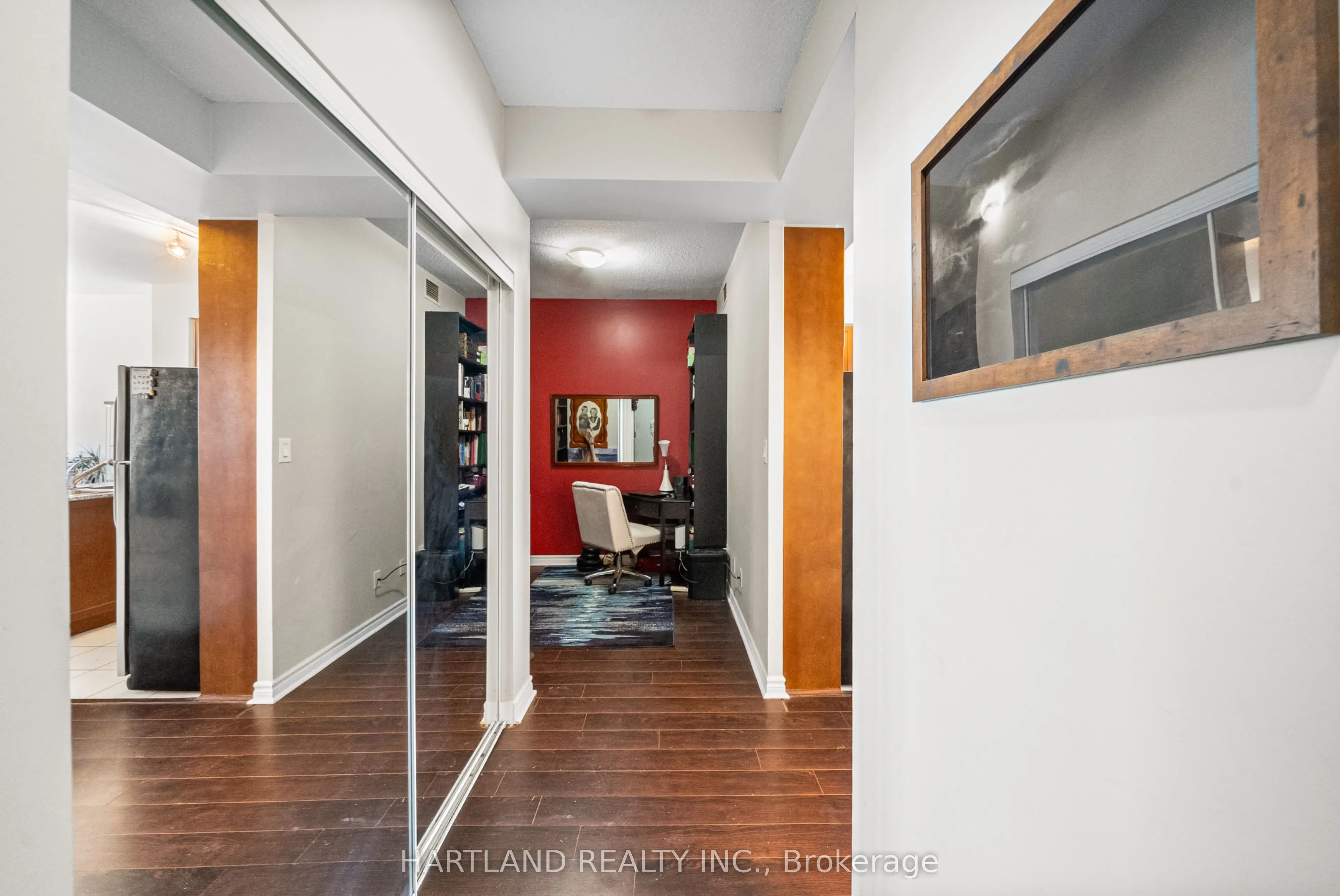 3504 Hurontario Street, #2701