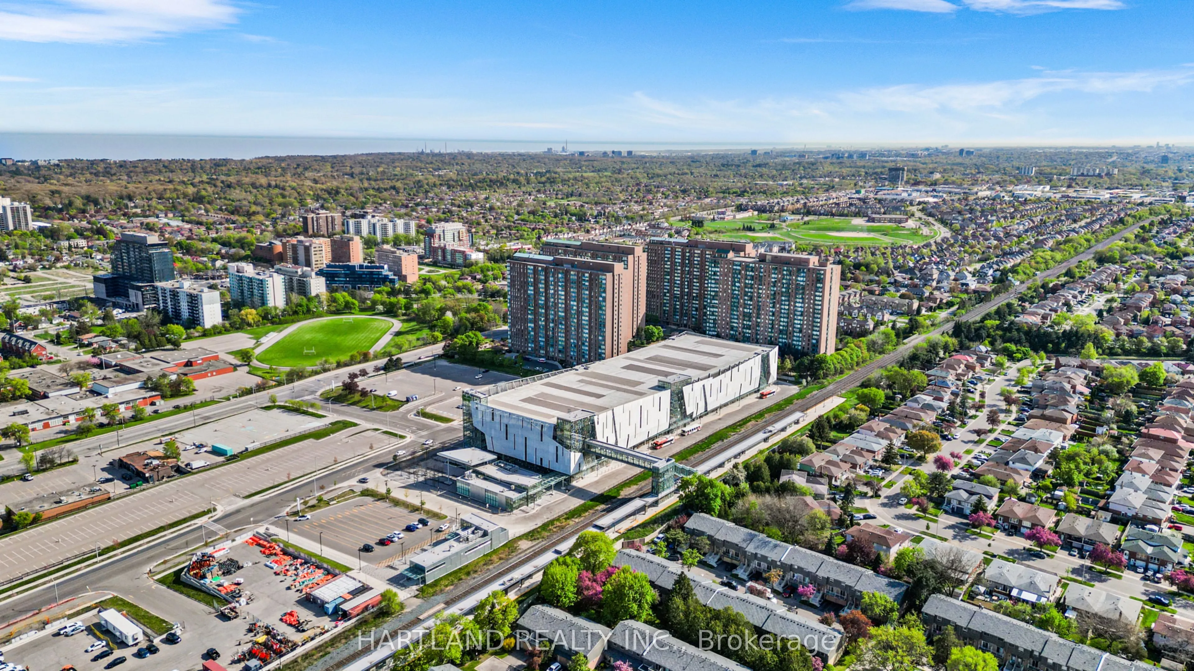 3504 Hurontario Street, #2701