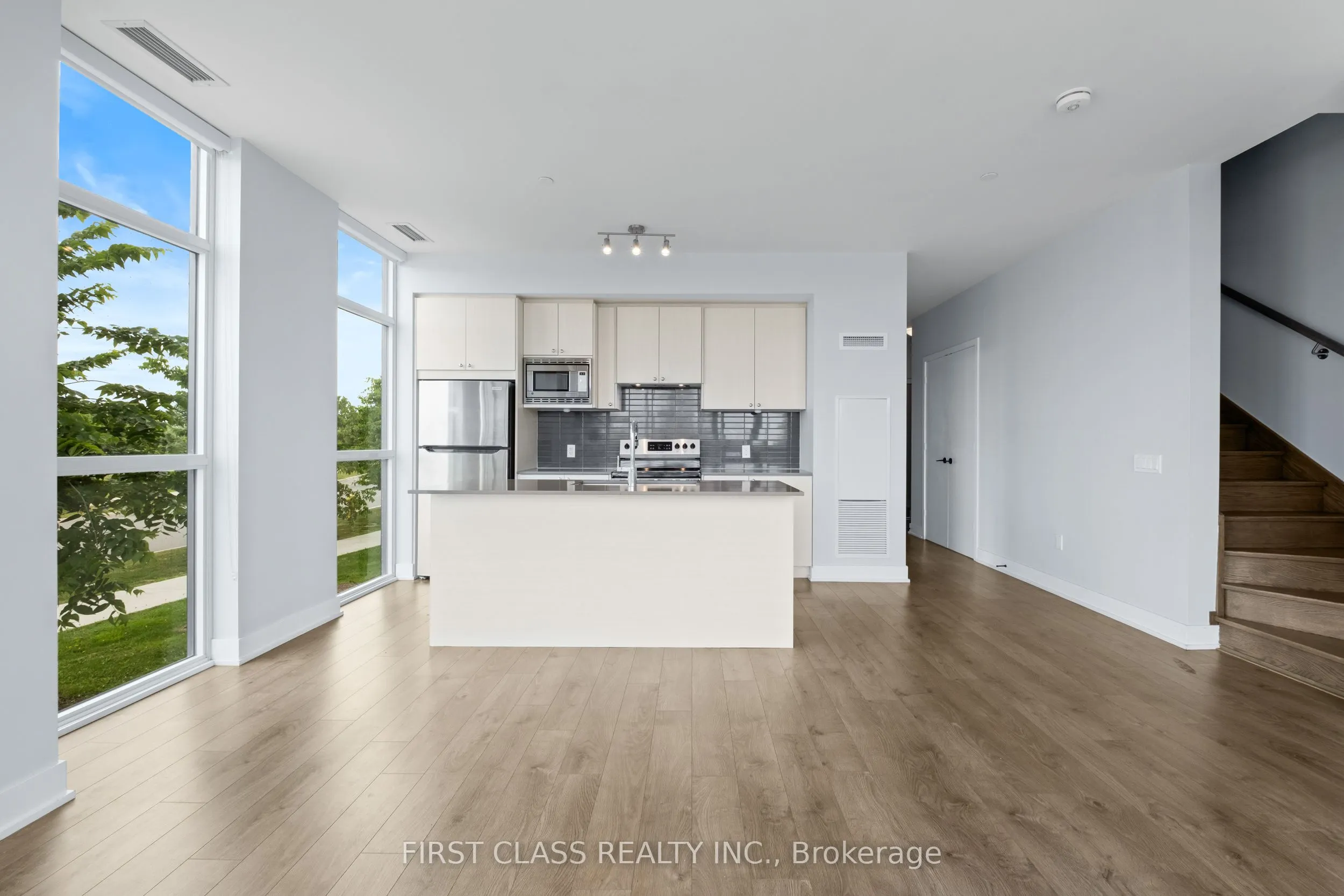 60 George Butchart Drive, #107