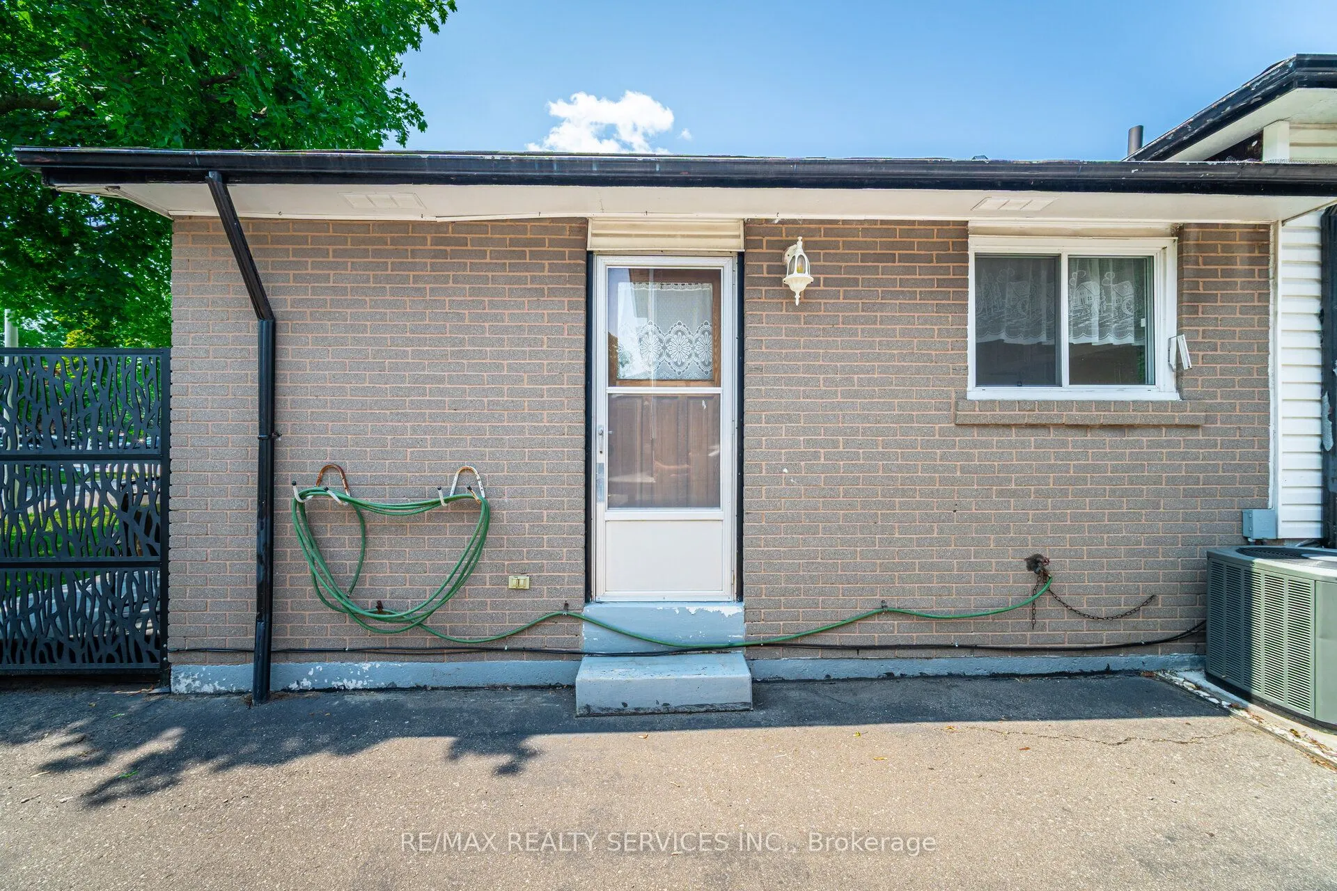 48 Glenmore Crescent