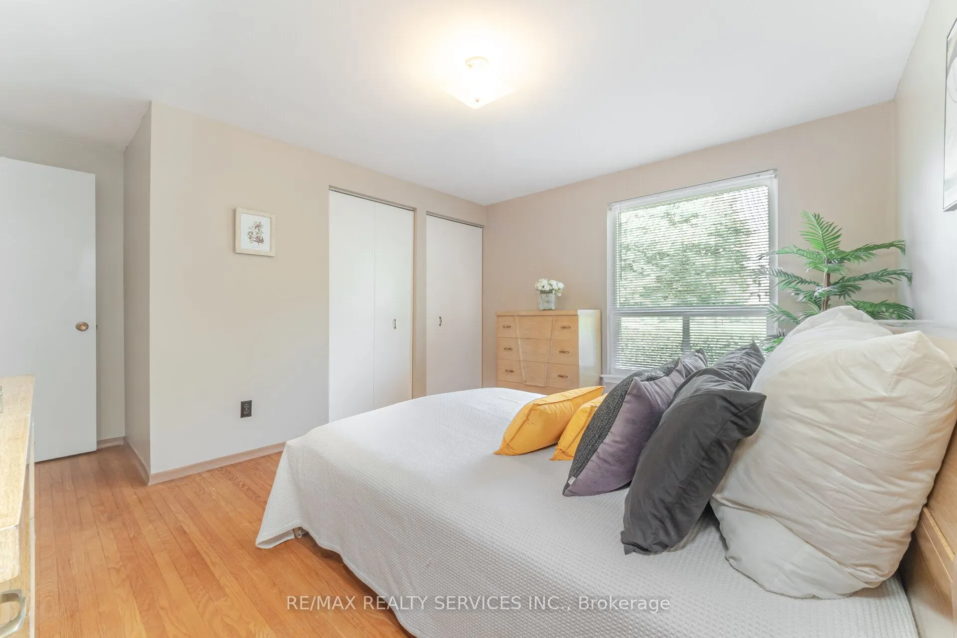48 Glenmore Crescent