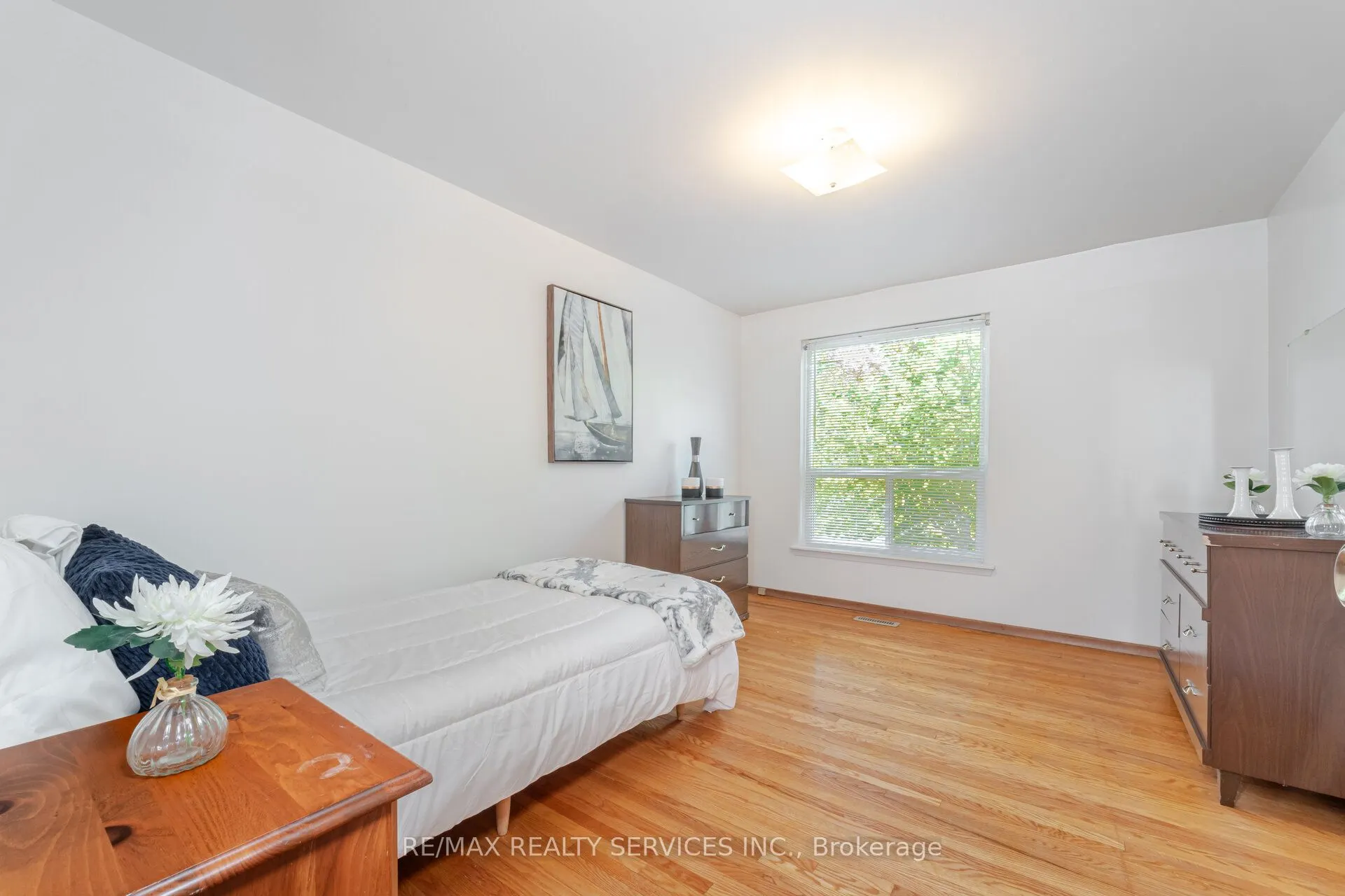 48 Glenmore Crescent