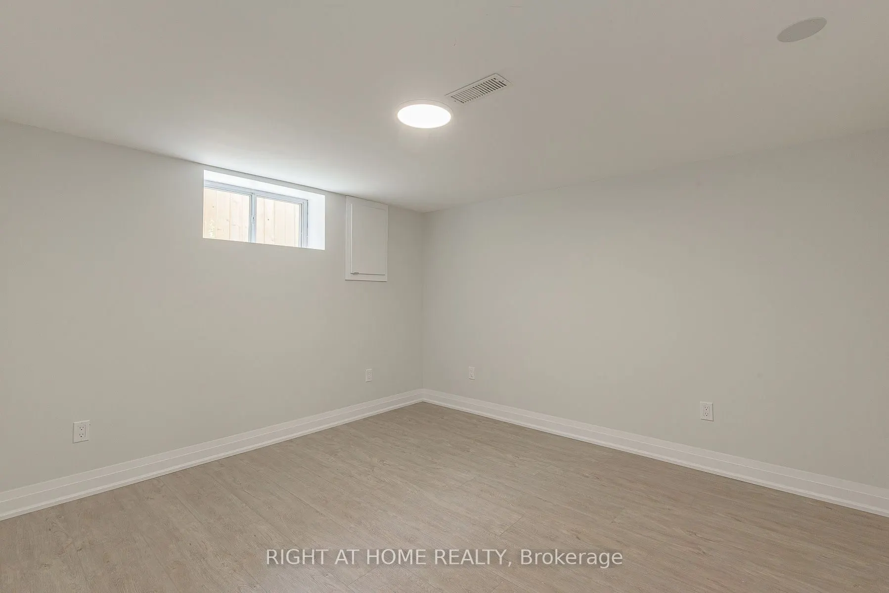 15 Hale Drive, #Basement