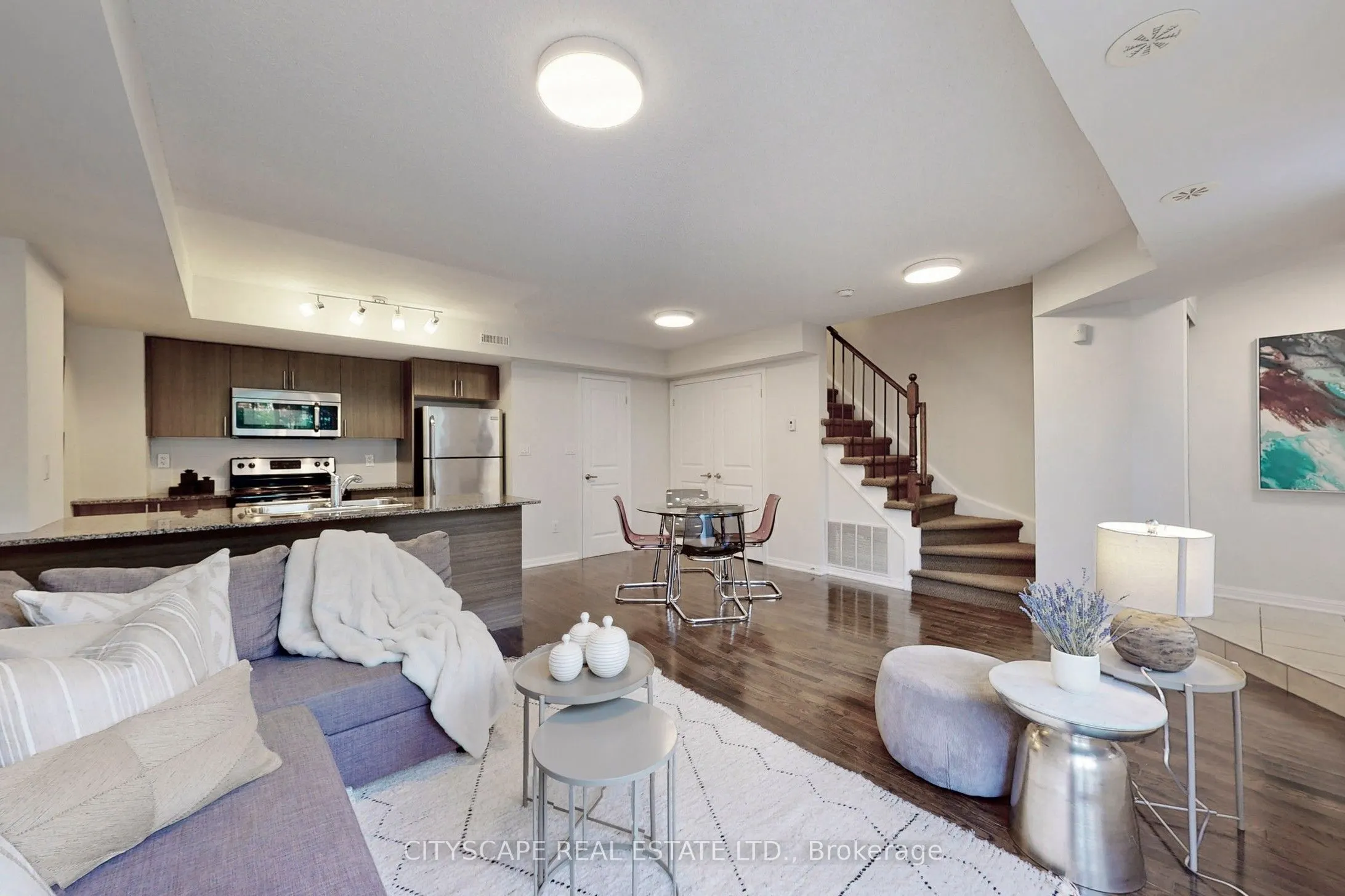 10 Foundry Avenue, #135